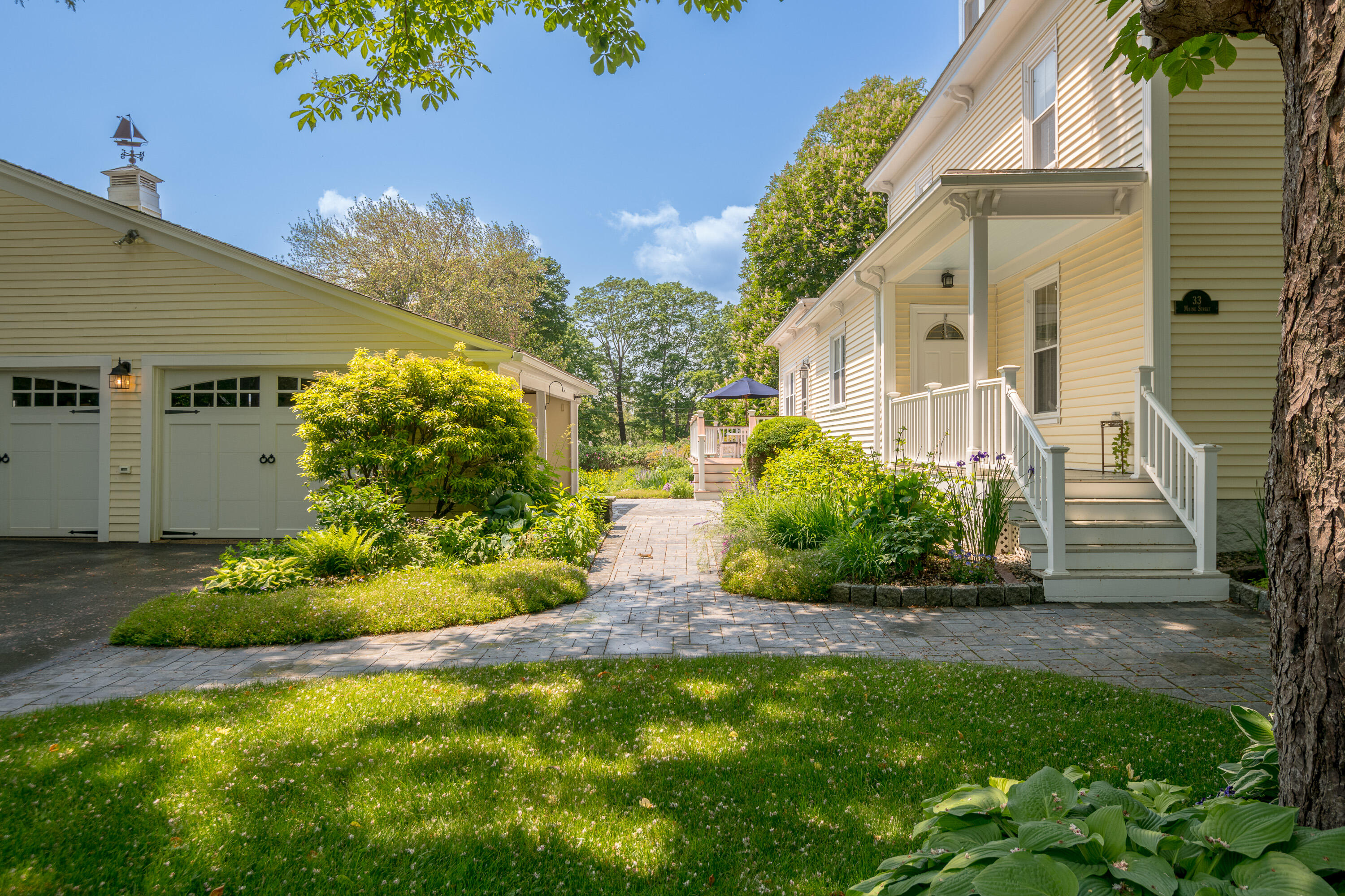 33 Maine Street