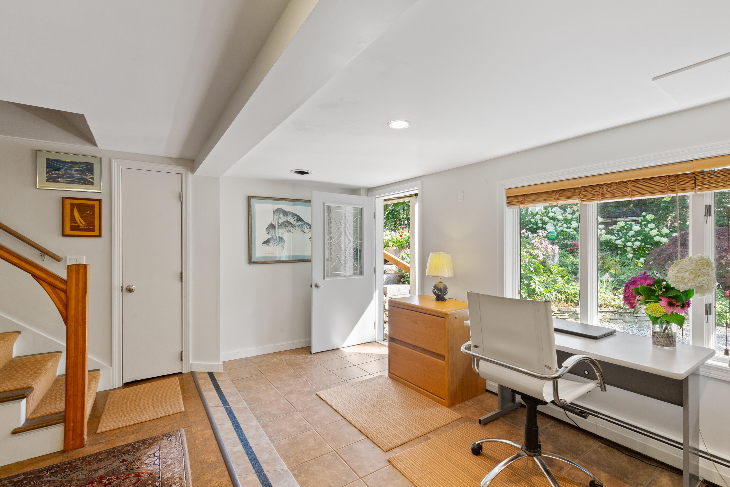 77 Northern Point Road