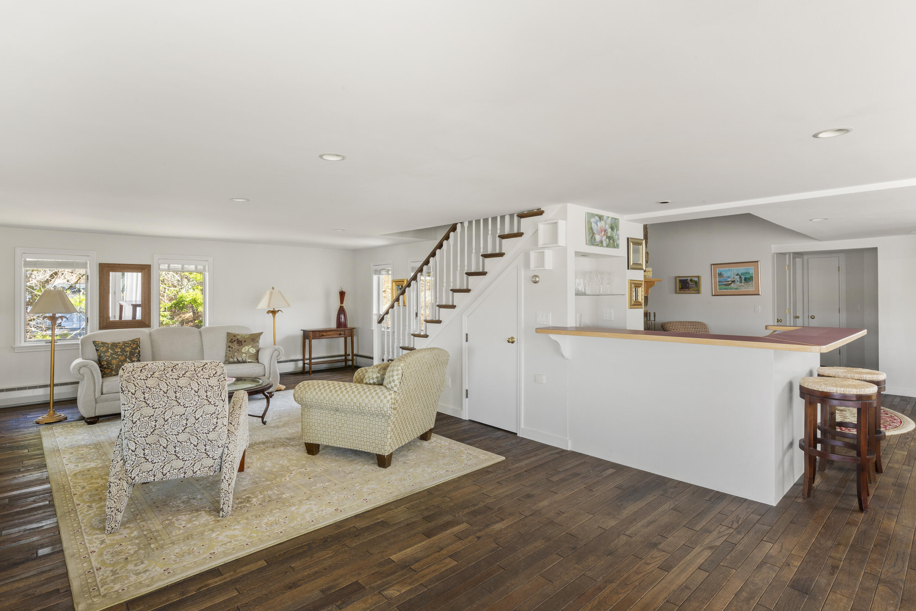 77 Northern Point Road