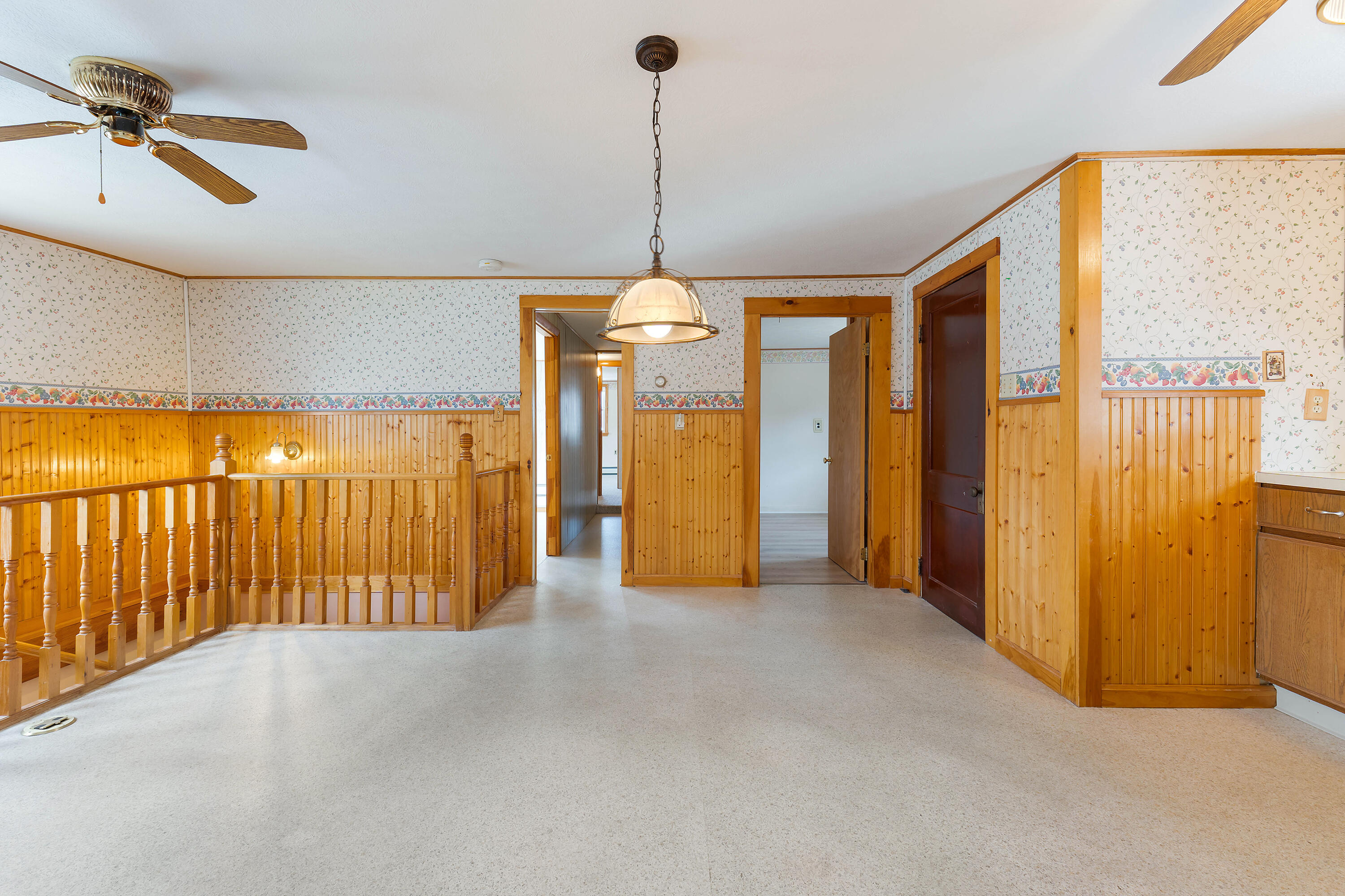 16 Oceanside Avenue E