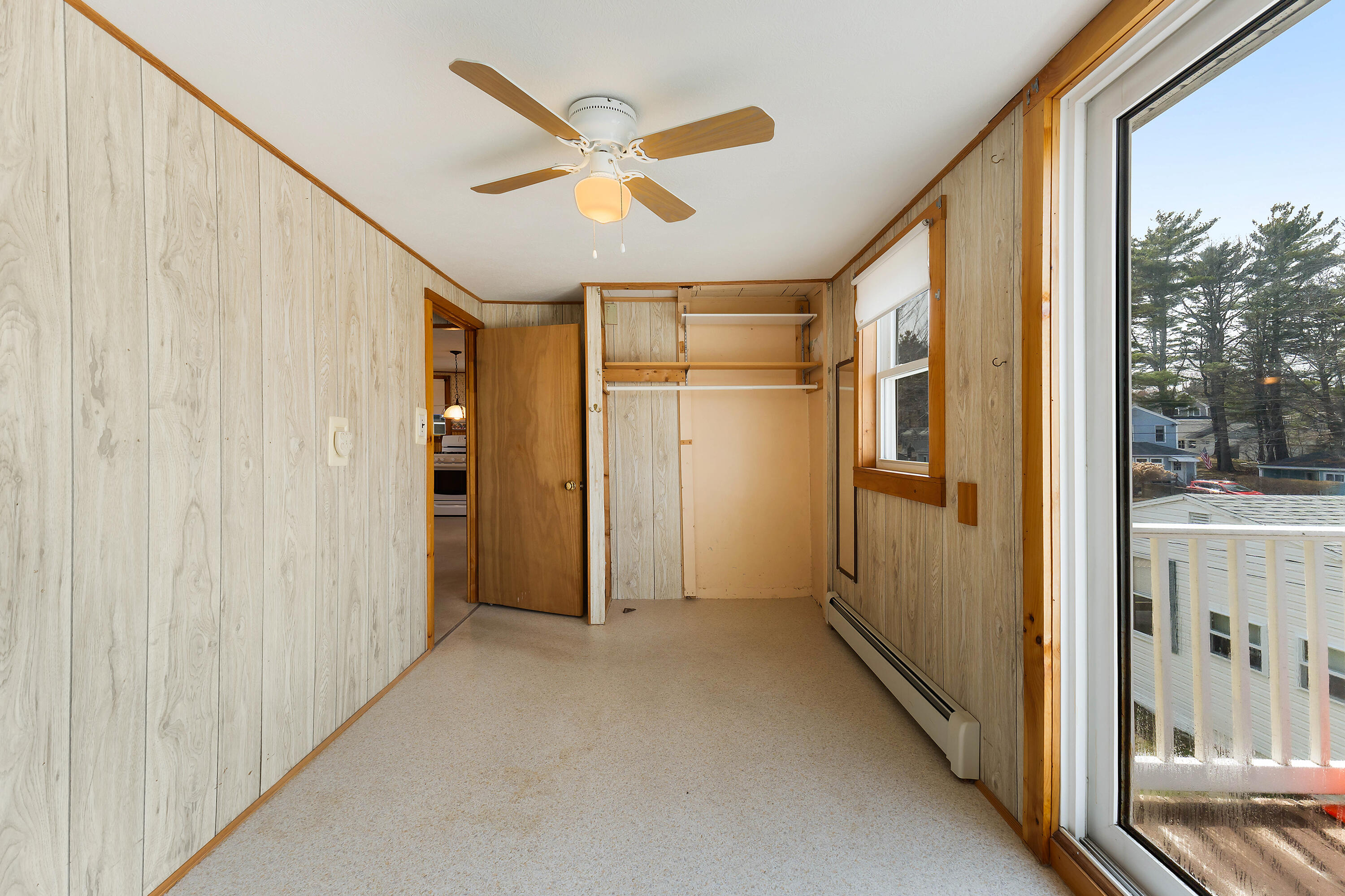 16 Oceanside Avenue E
