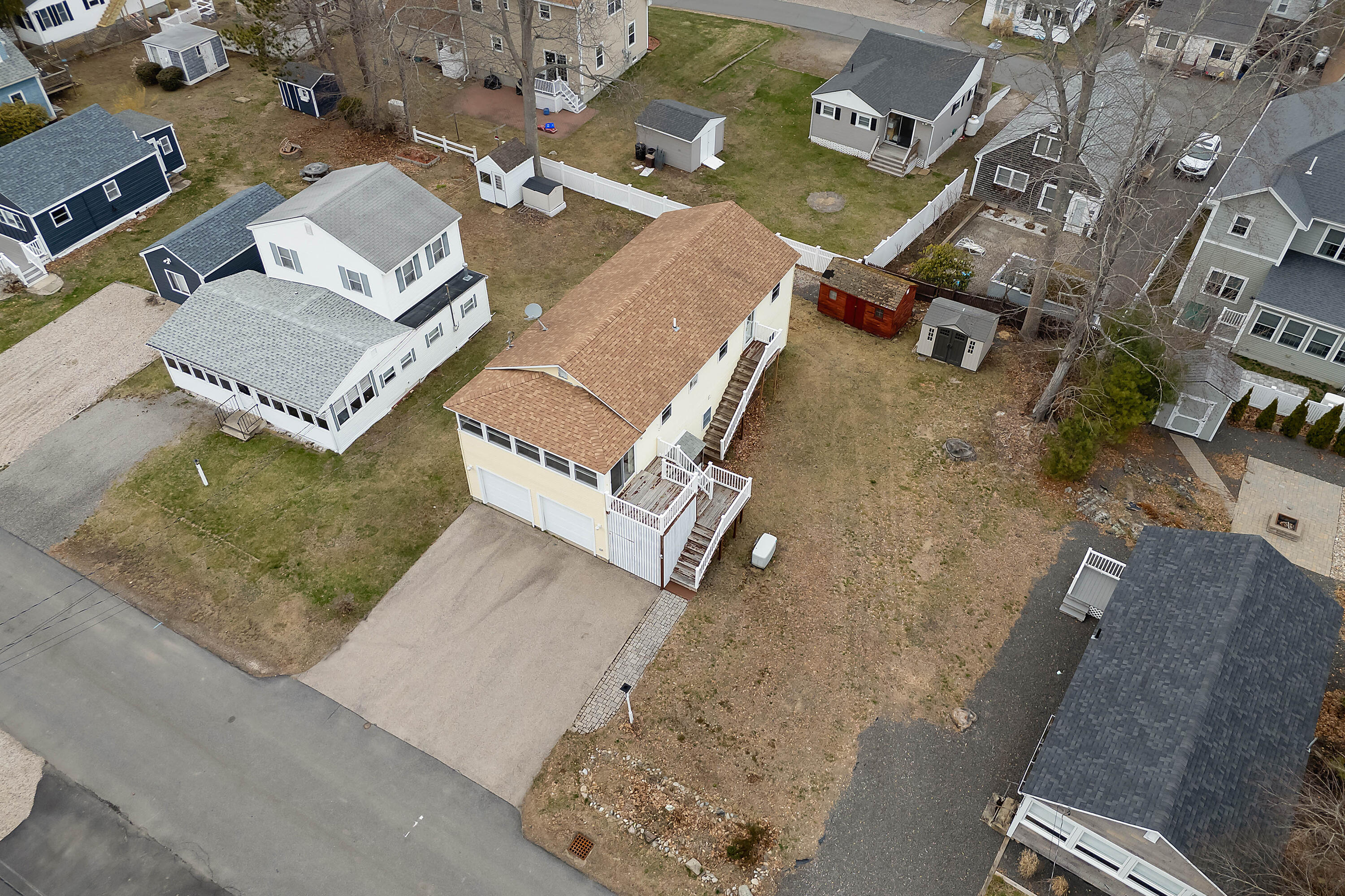 16 Oceanside Avenue E