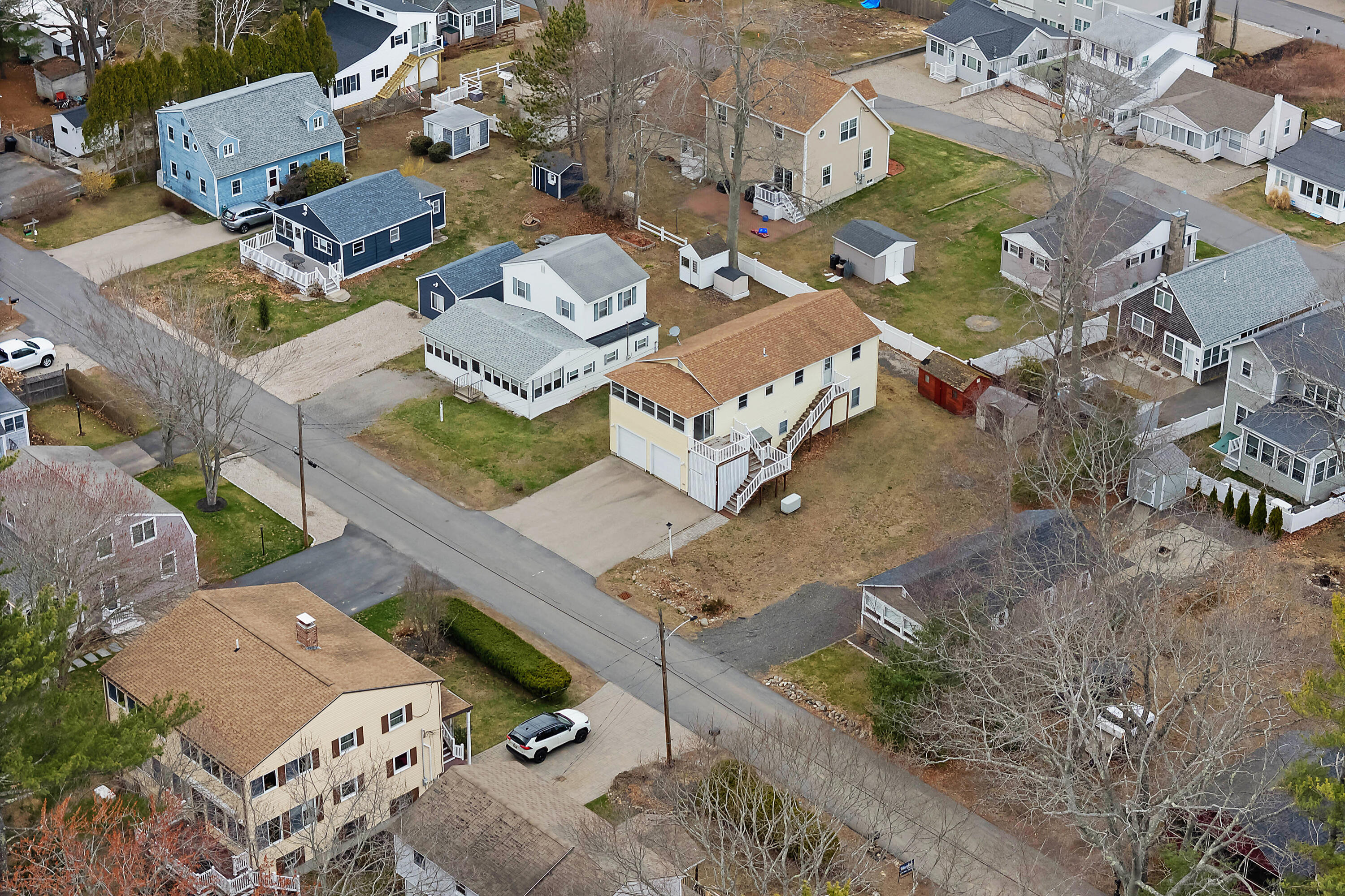 16 Oceanside Avenue E