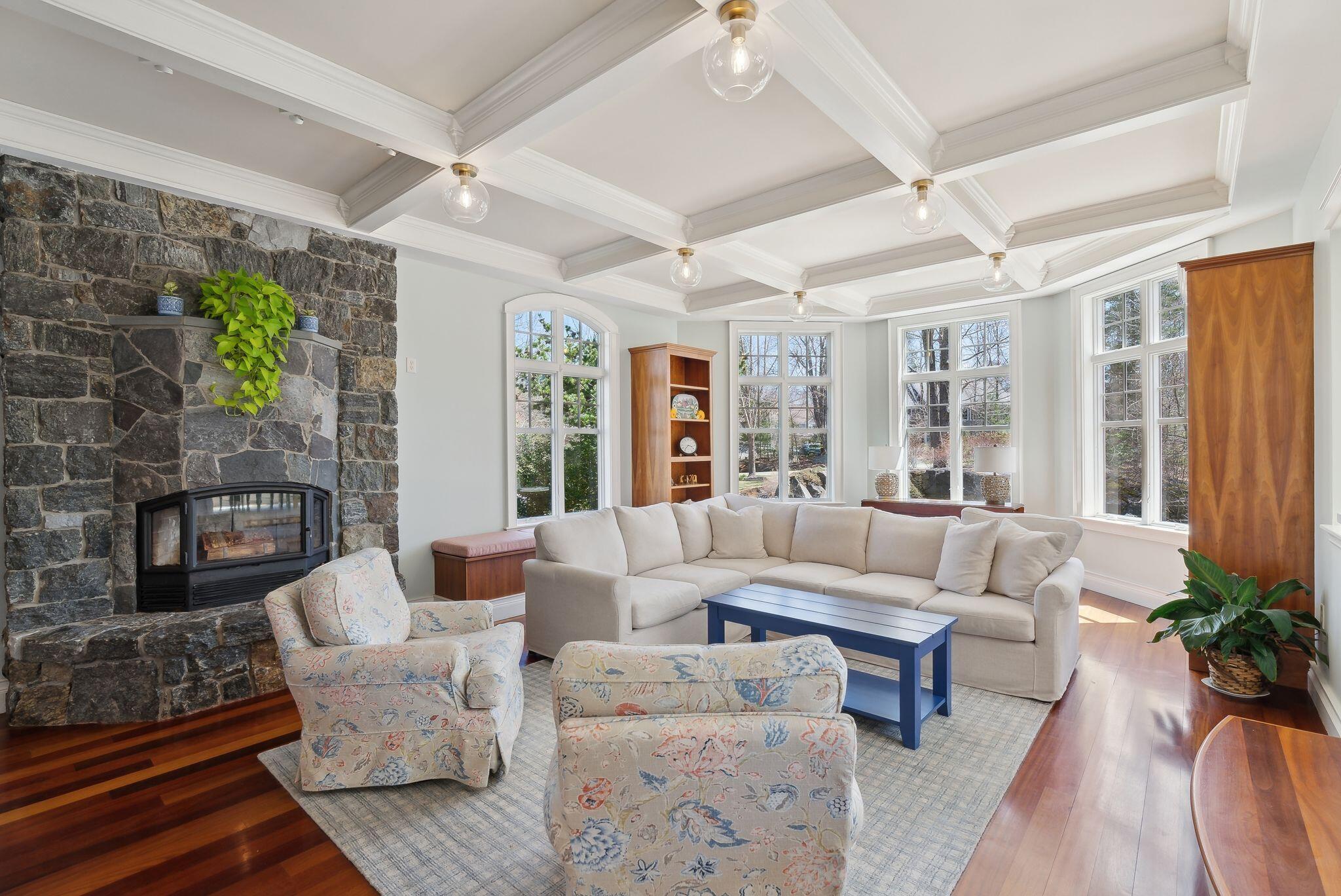 1 Cardinal Lane