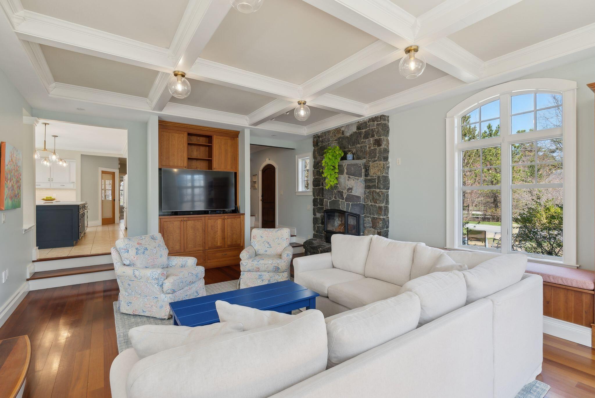 1 Cardinal Lane
