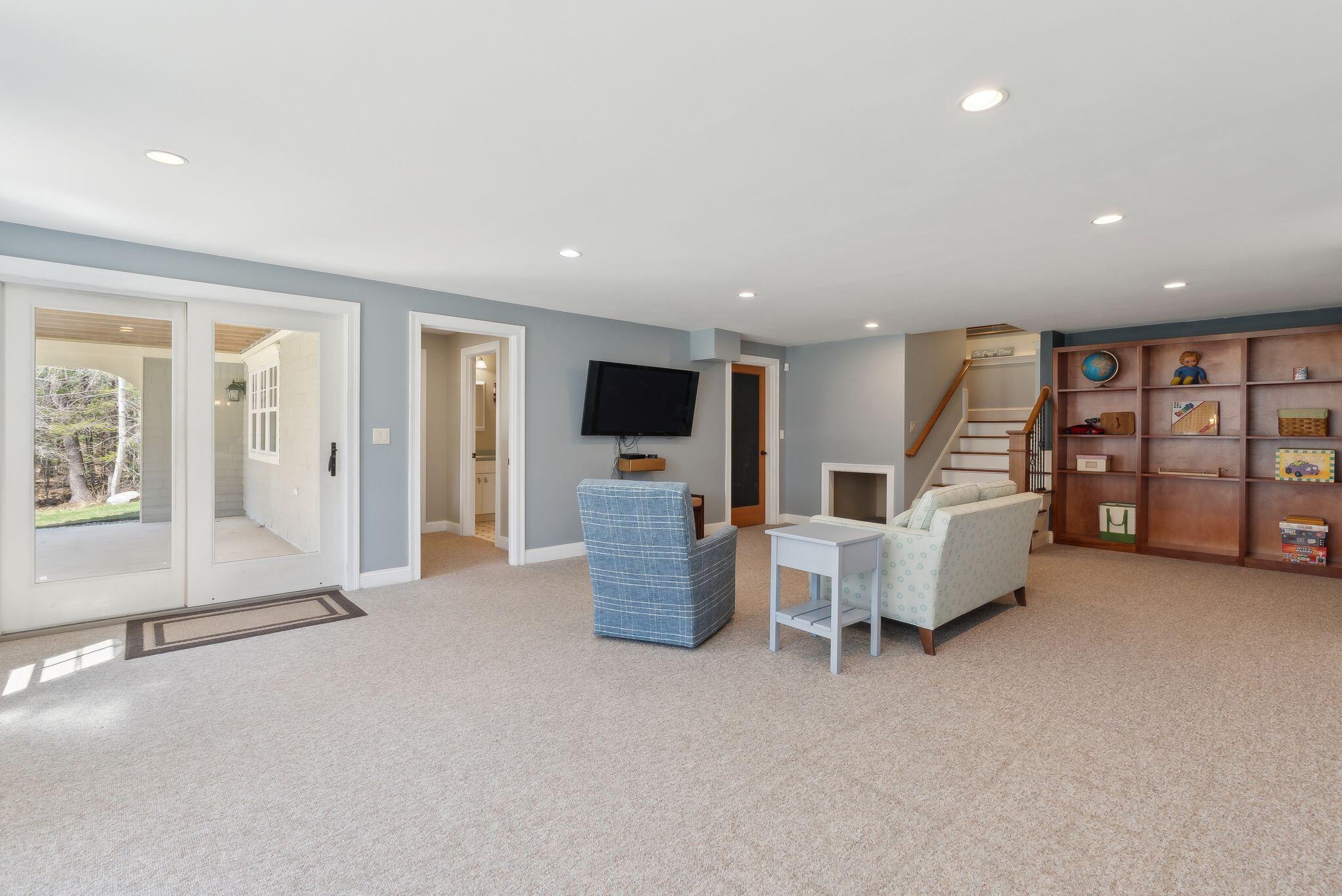 1 Cardinal Lane