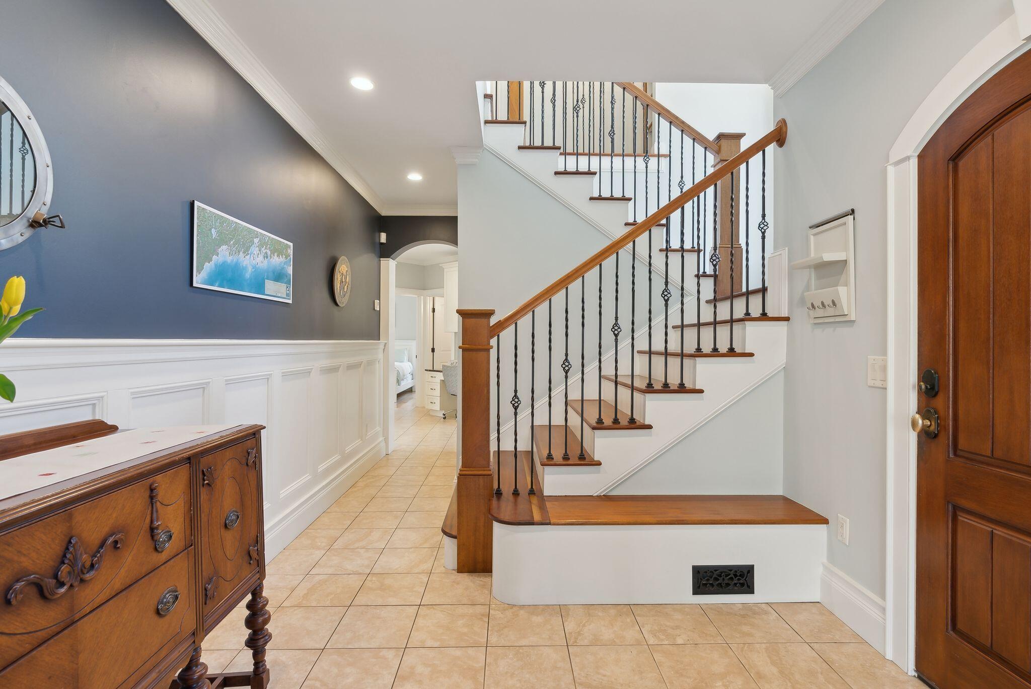 1 Cardinal Lane