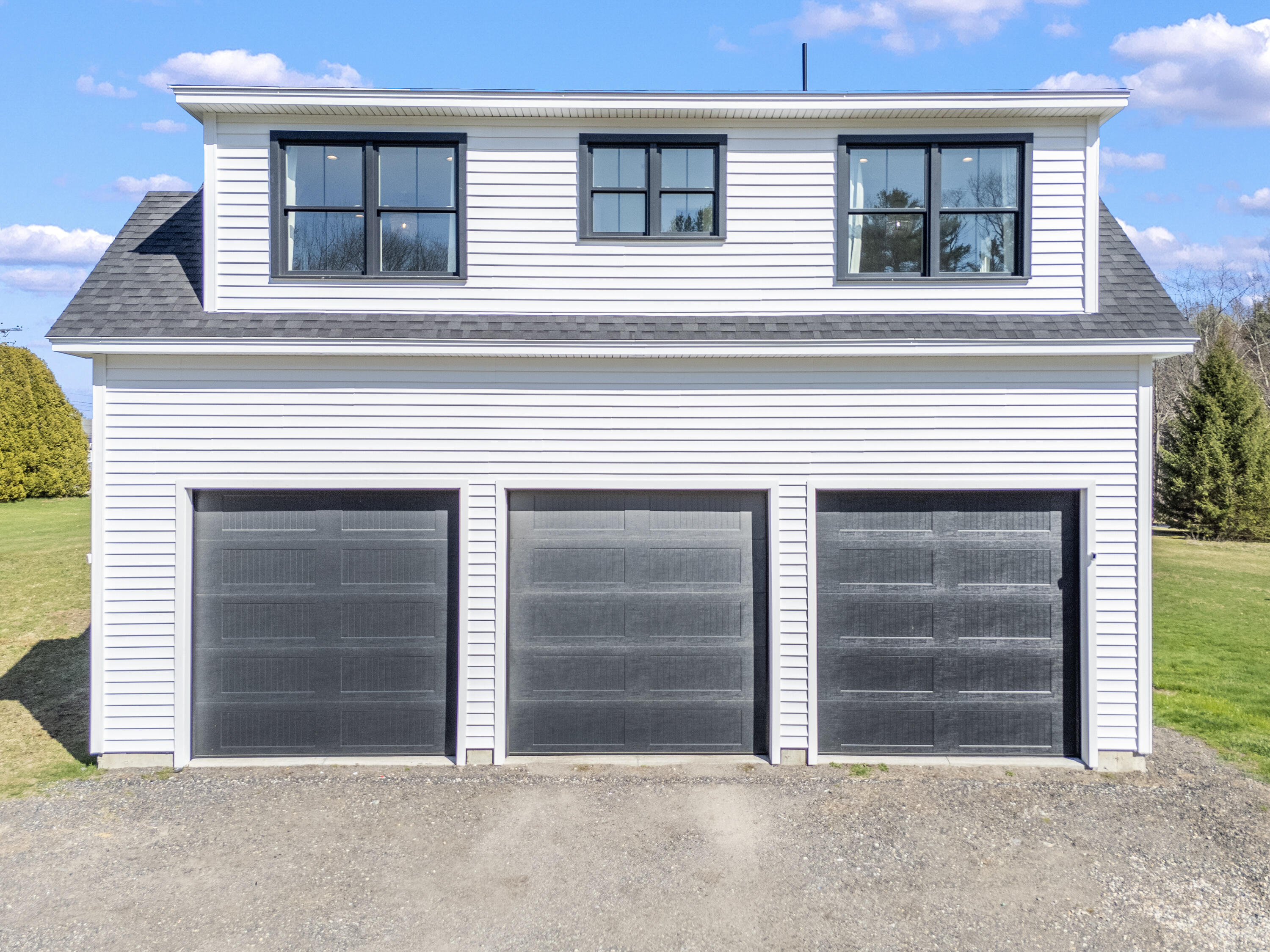 271 River Road