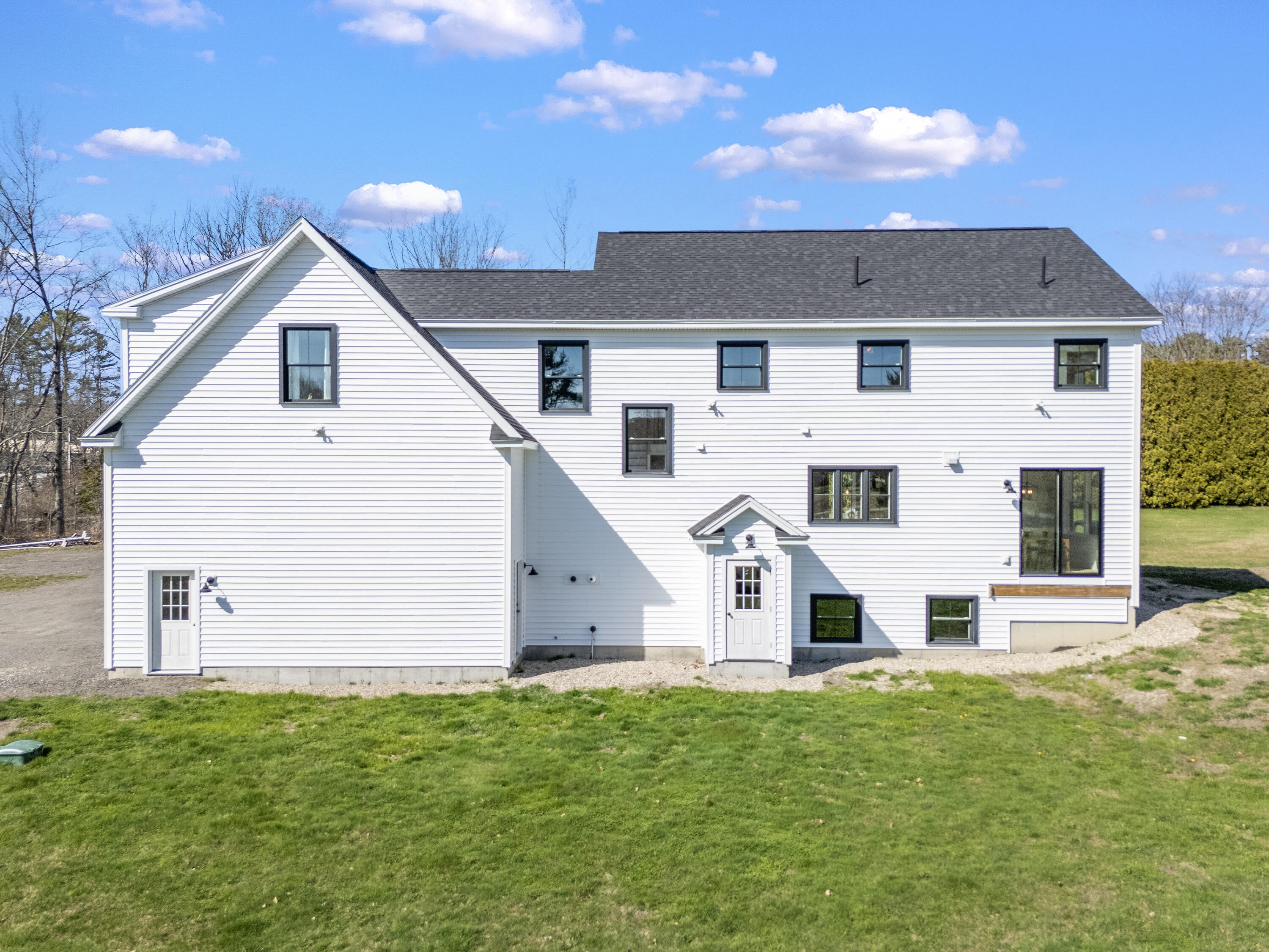 271 River Road