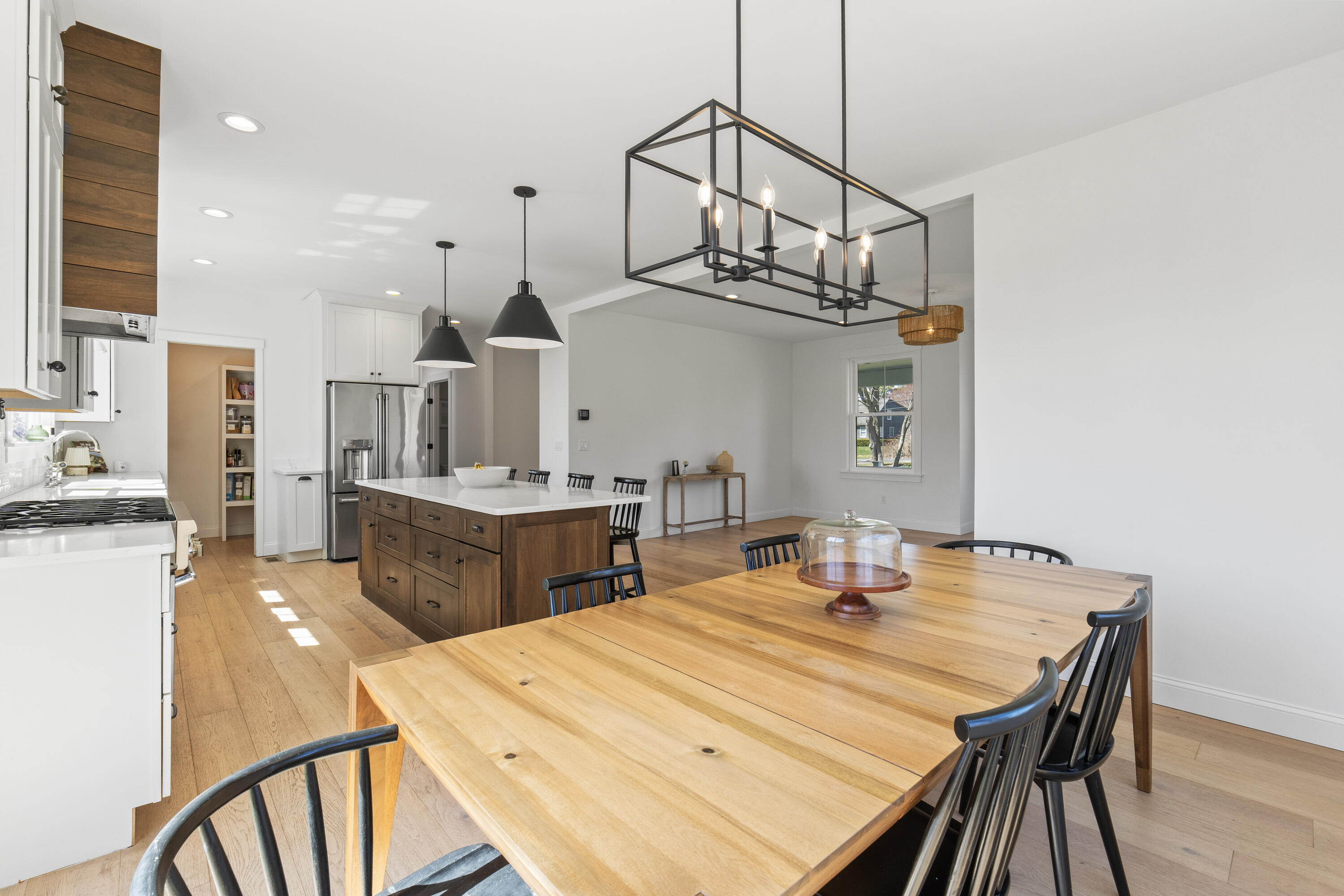 271 River Road