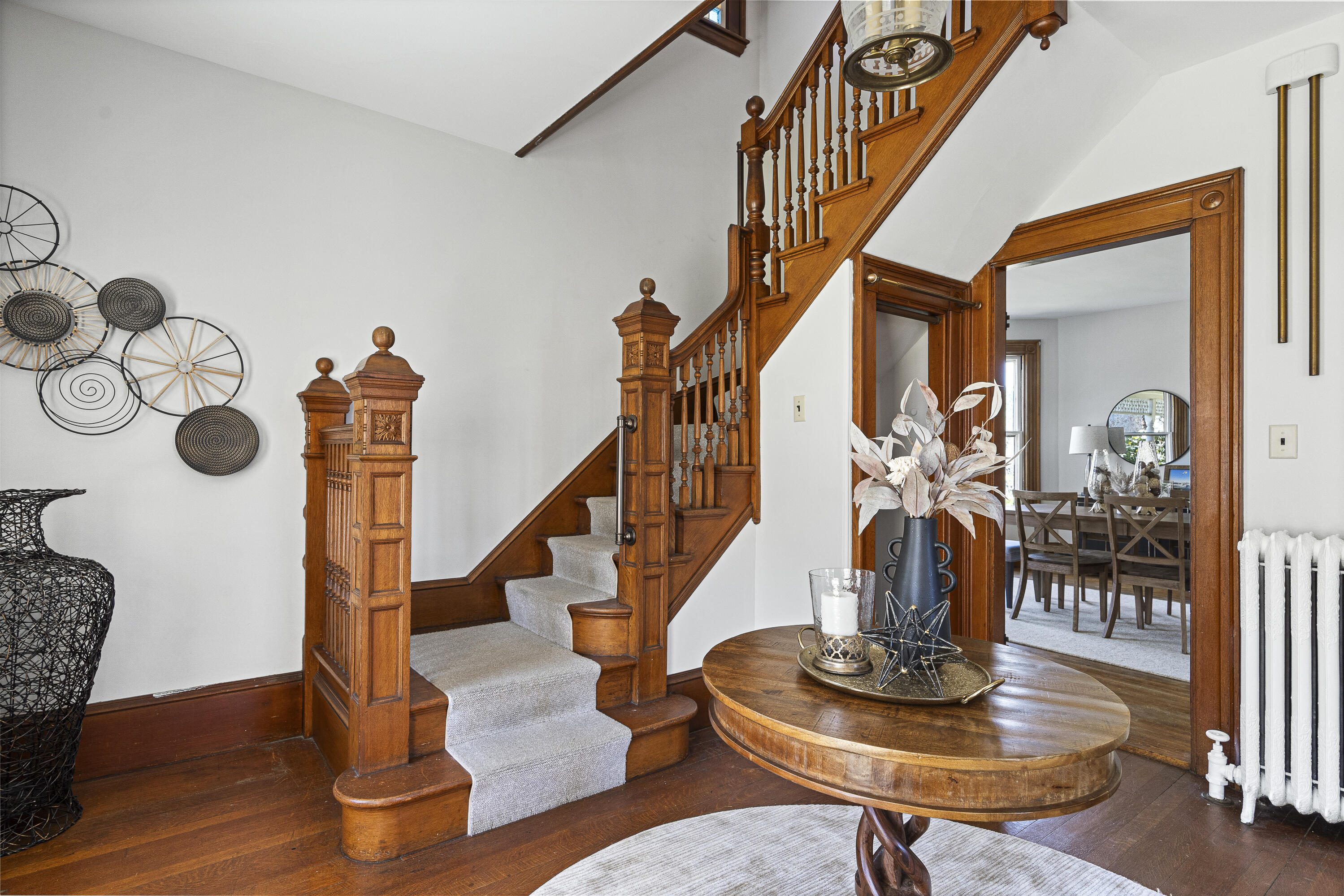 60 East Elm Street