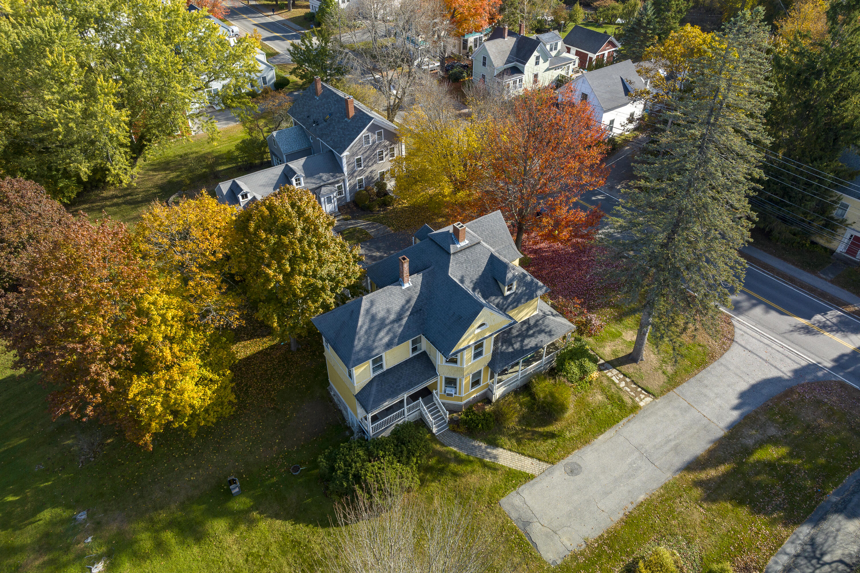 60 East Elm Street