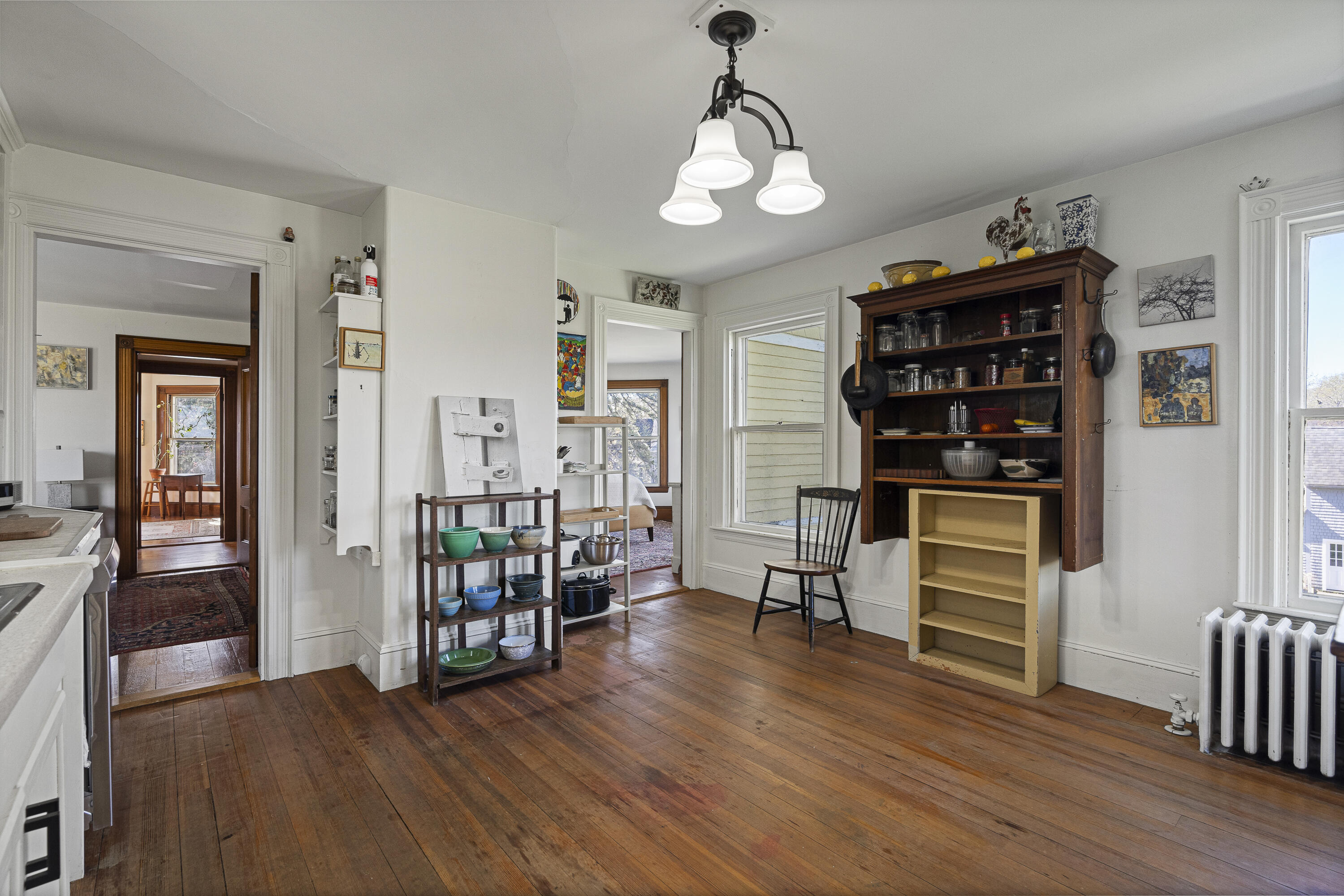 60 East Elm Street