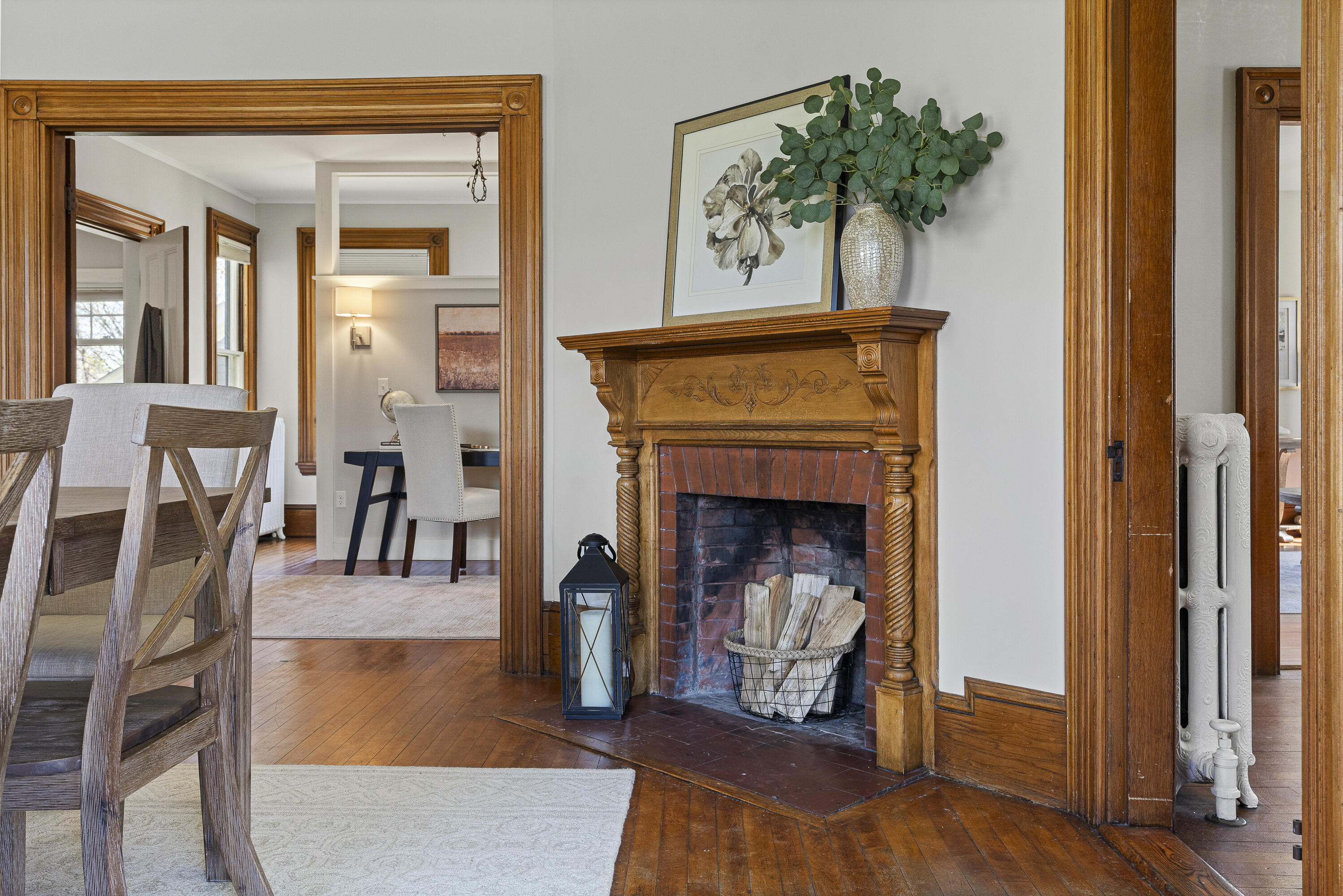 60 East Elm Street