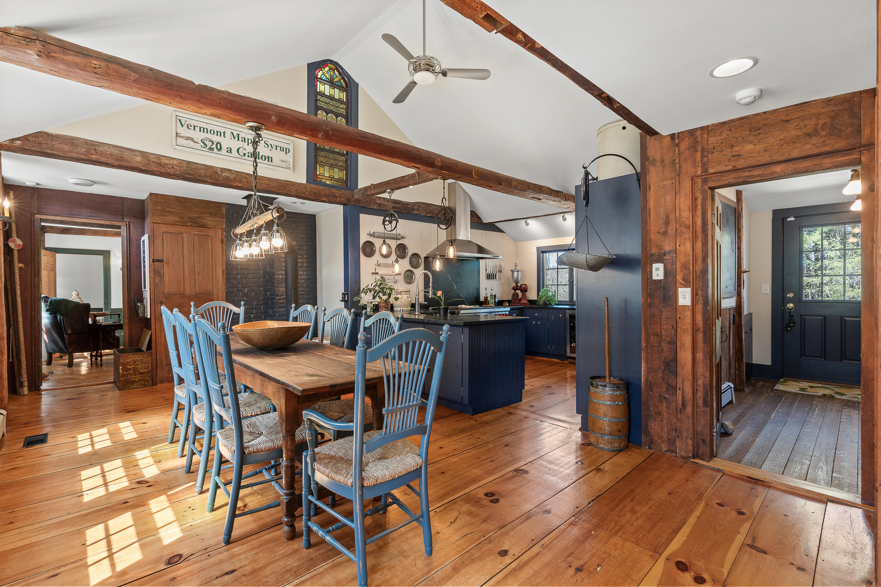 875 N Parish Road