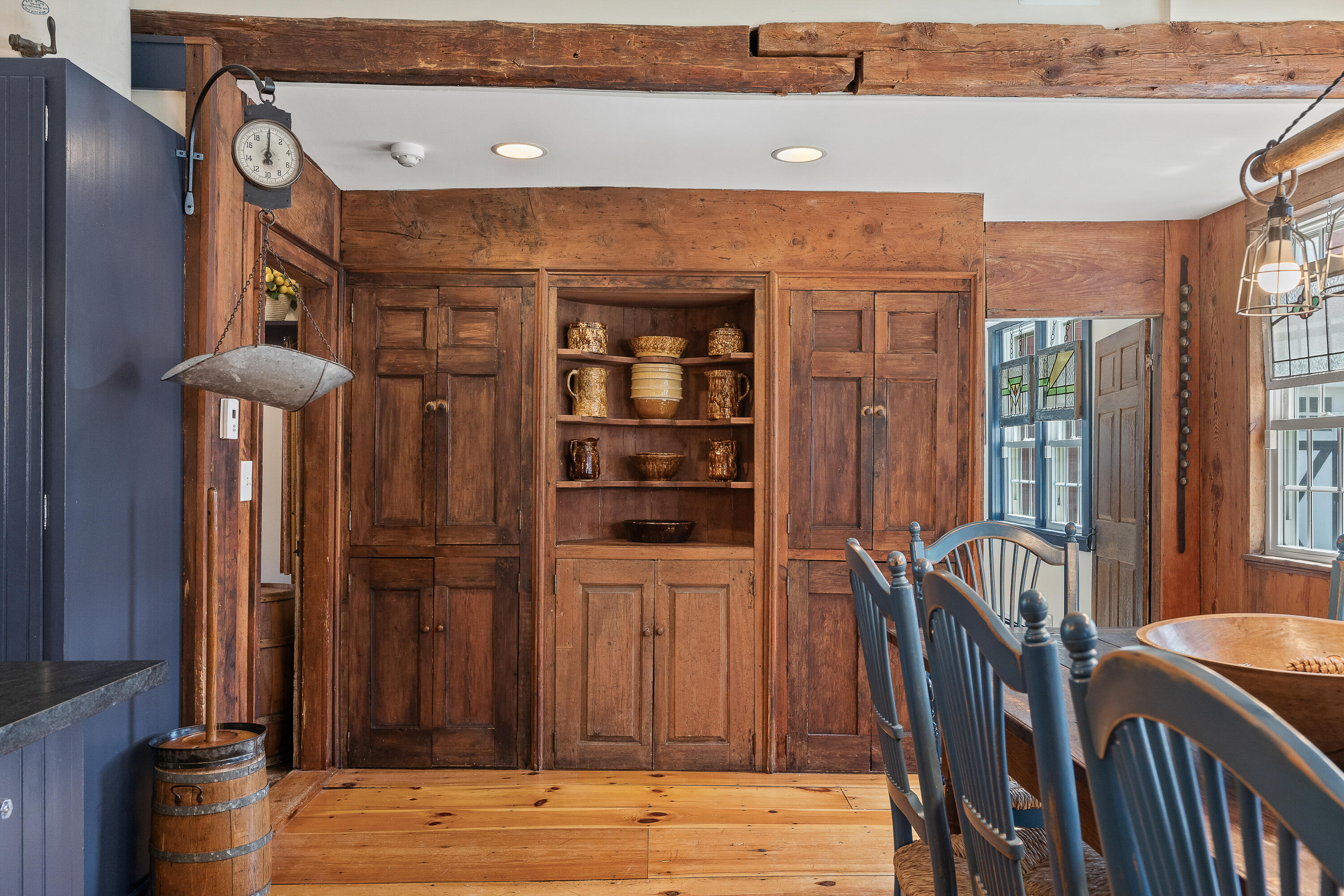 875 N Parish Road