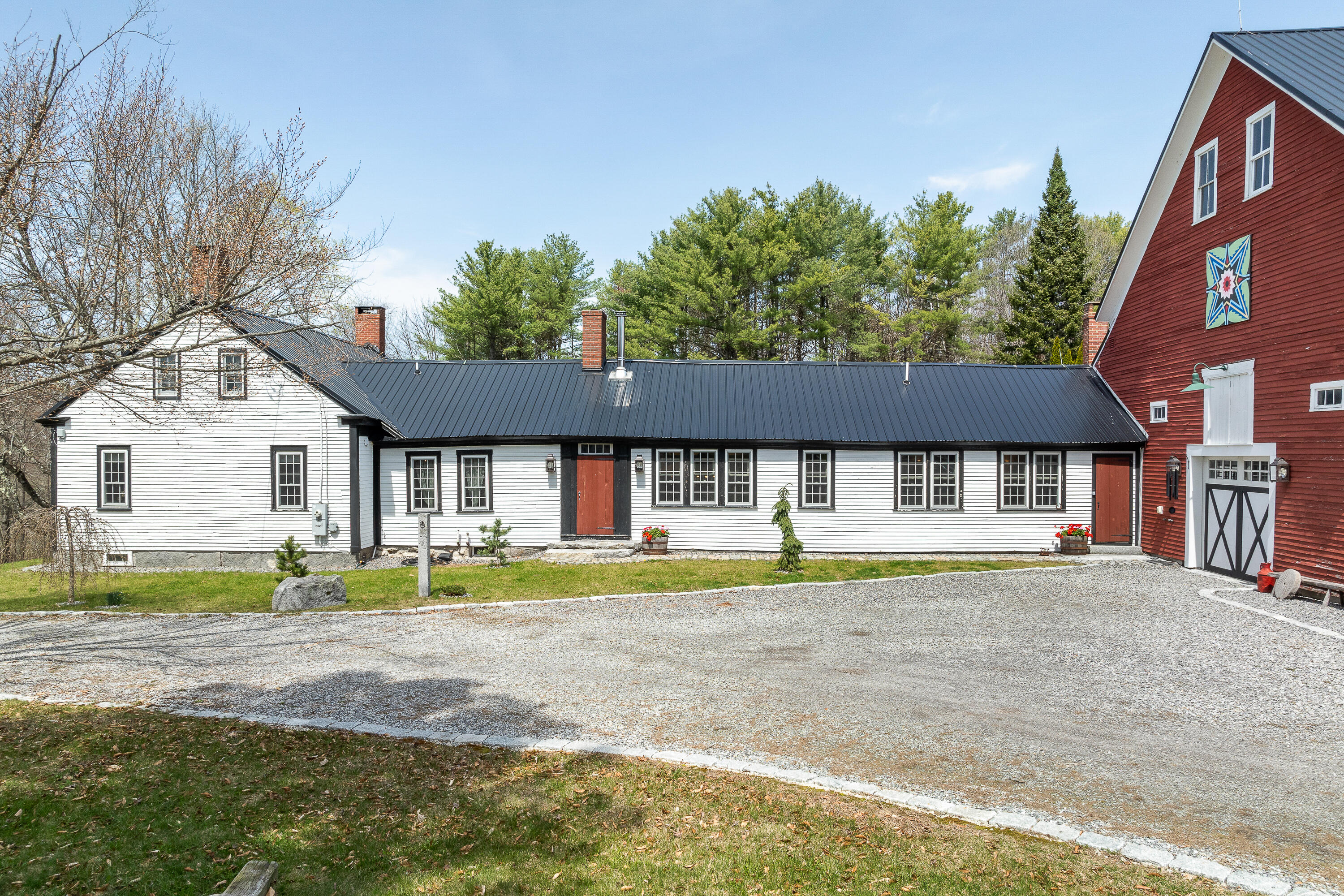 875 N Parish Road