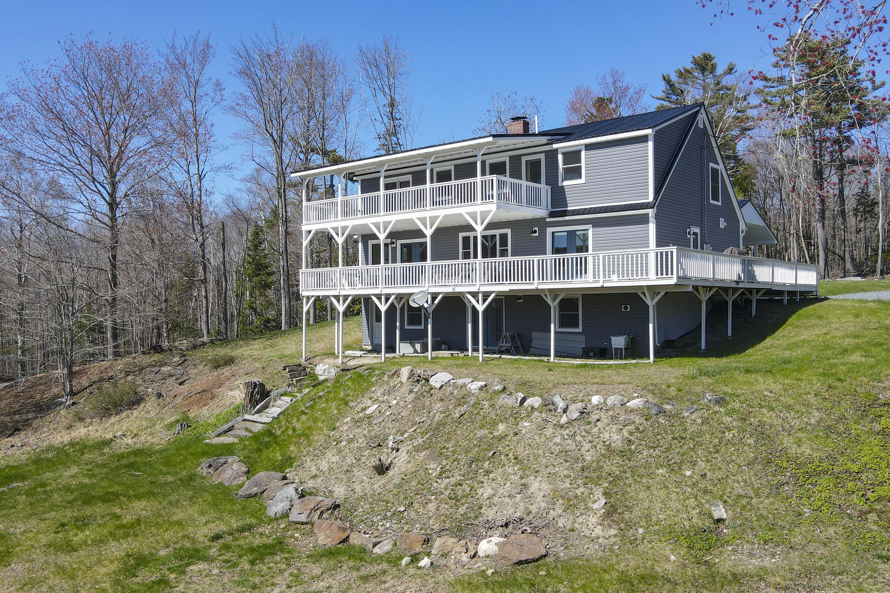 51 West Side Drive
