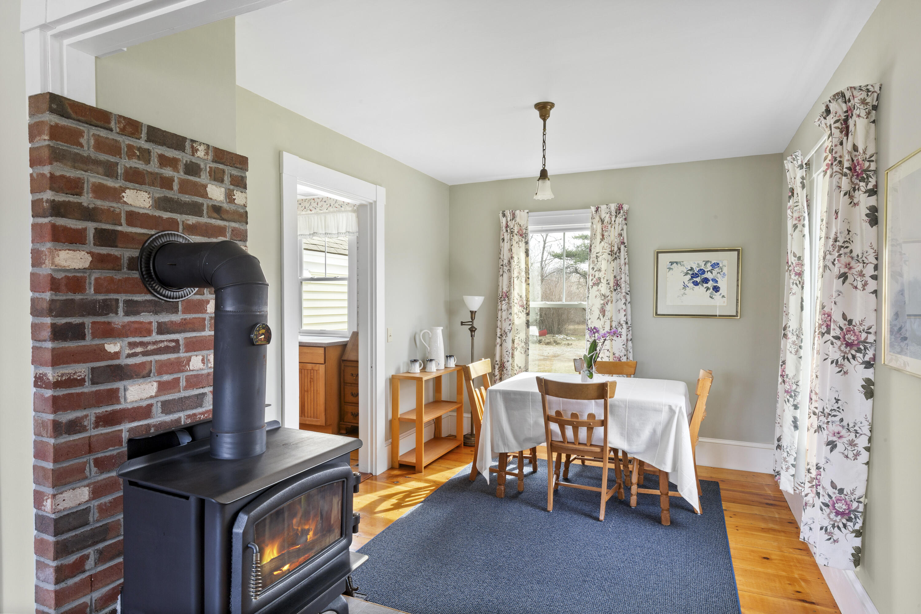 10 Leeman Hill Road