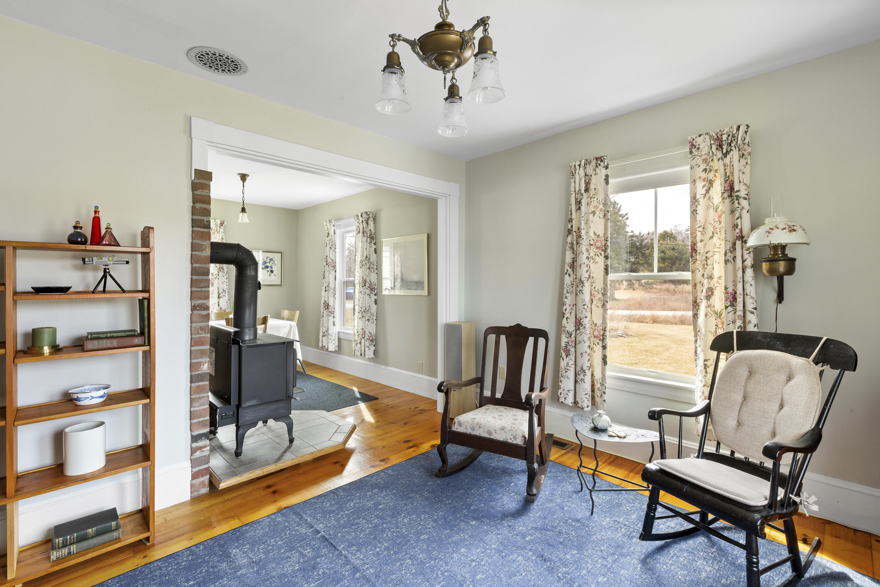 10 Leeman Hill Road
