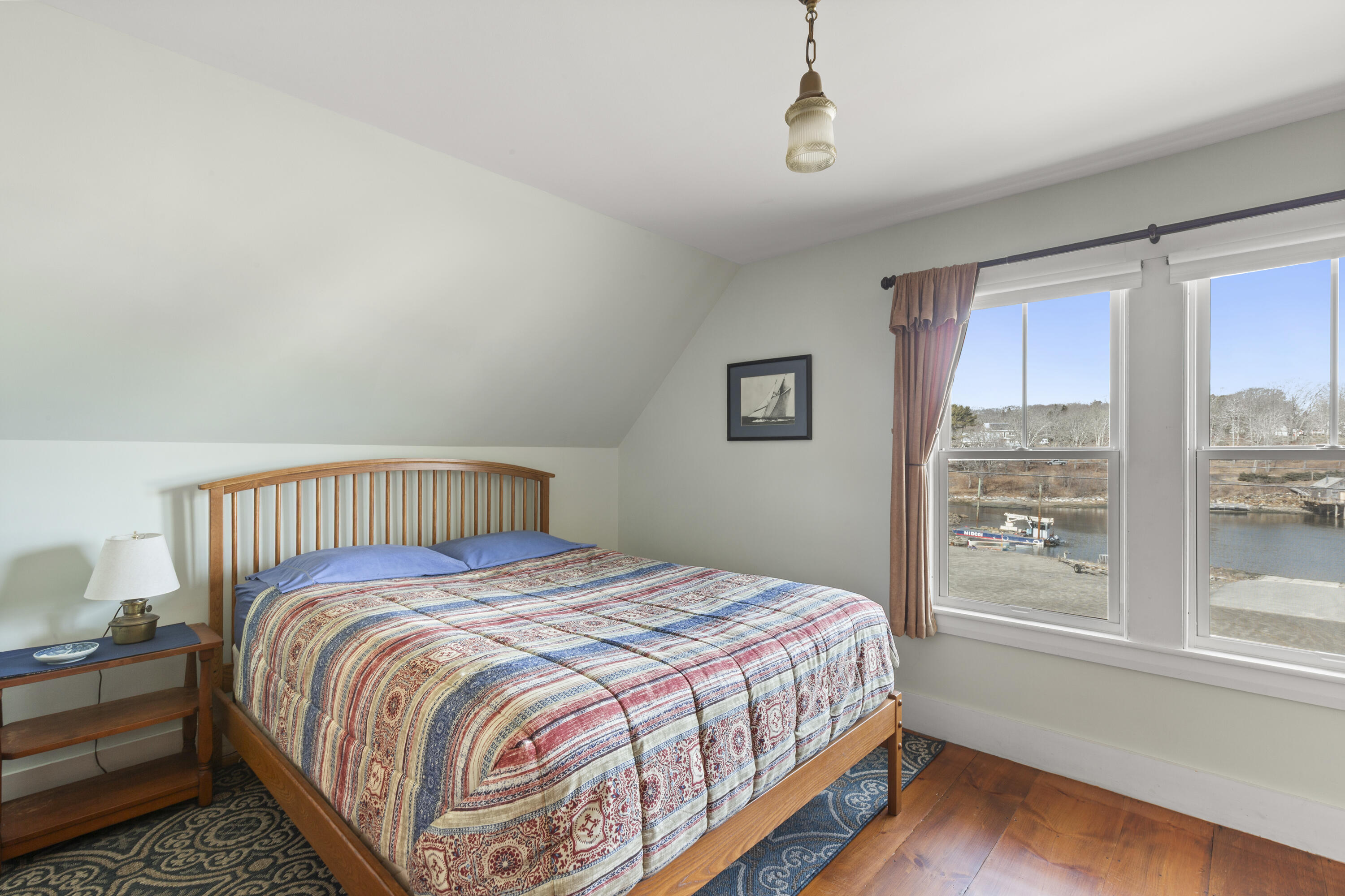 10 Leeman Hill Road