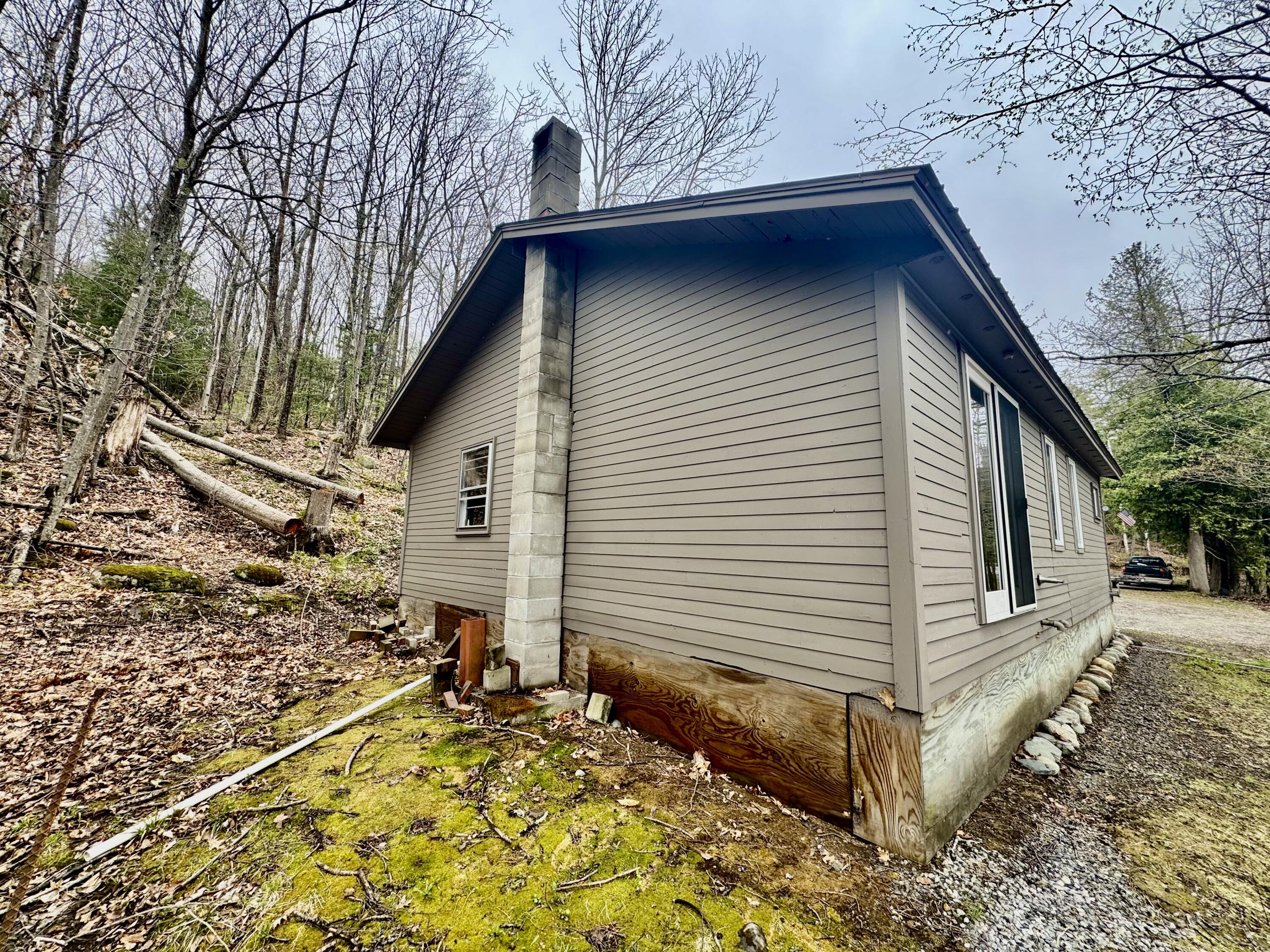 1429 Canada Road