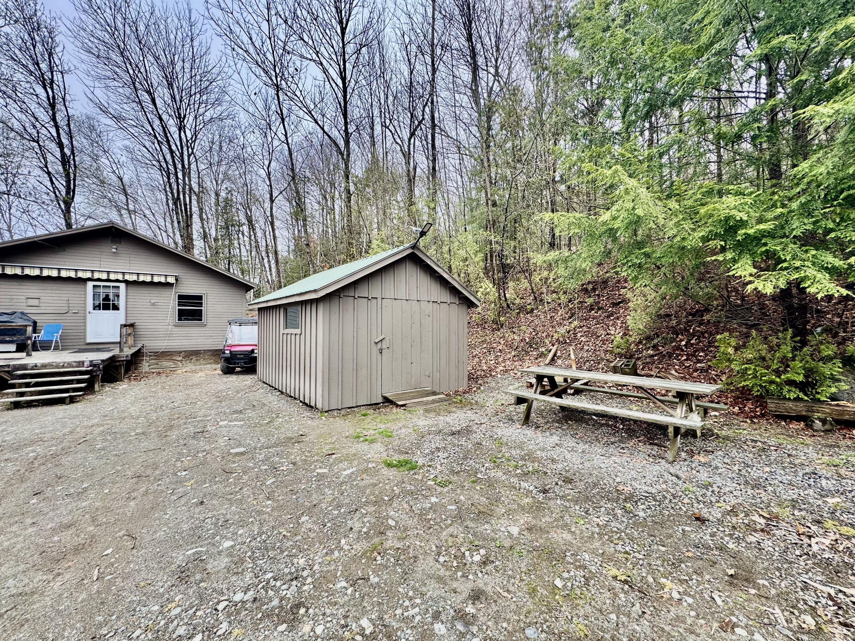 1429 Canada Road