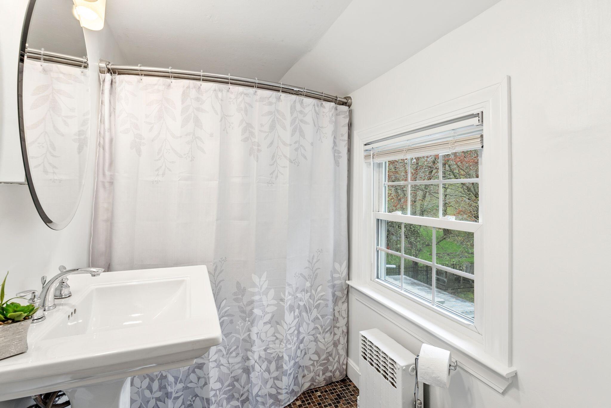 67 Leighton Road