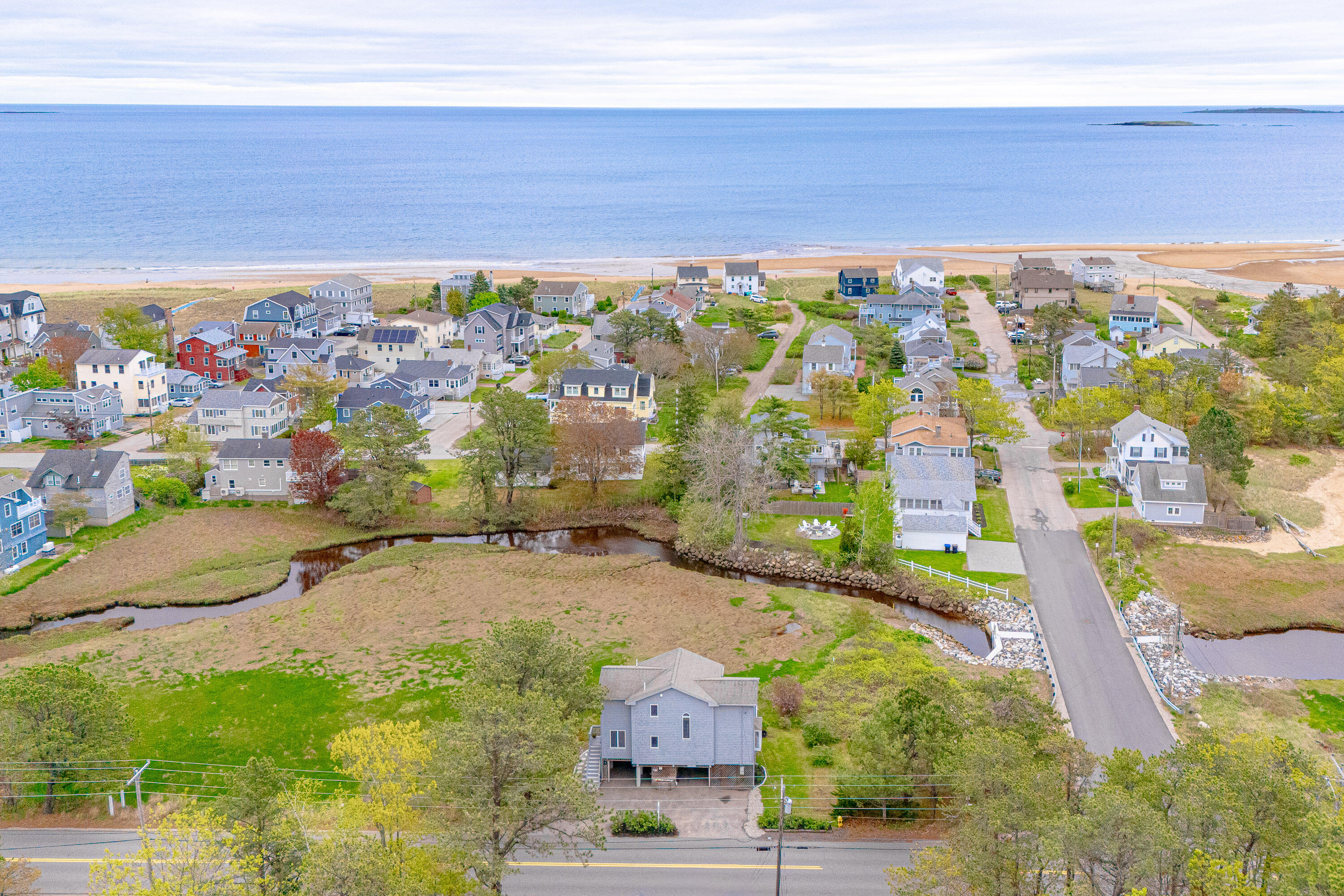 199 W Grand Avenue