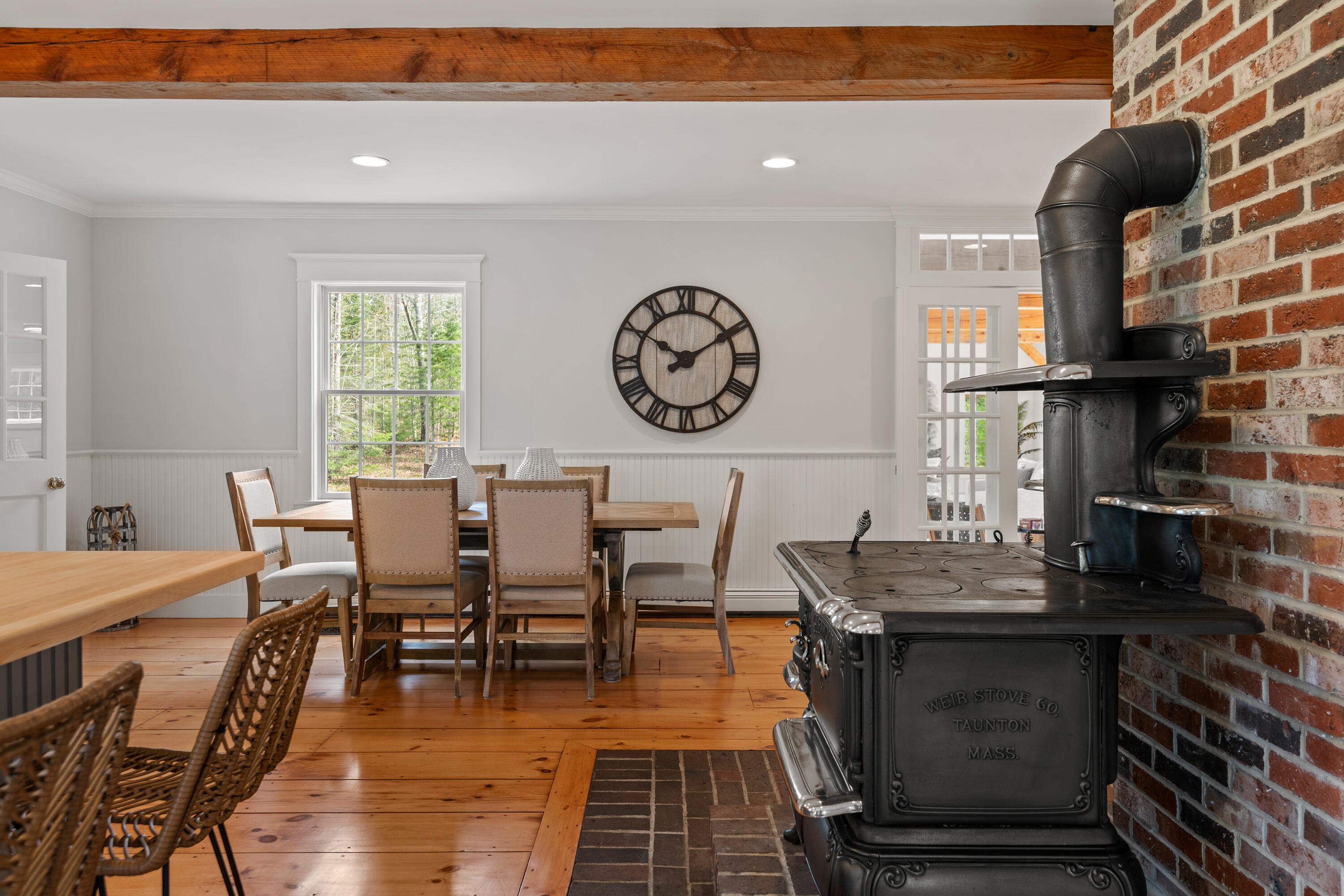 154 S Freeport Road