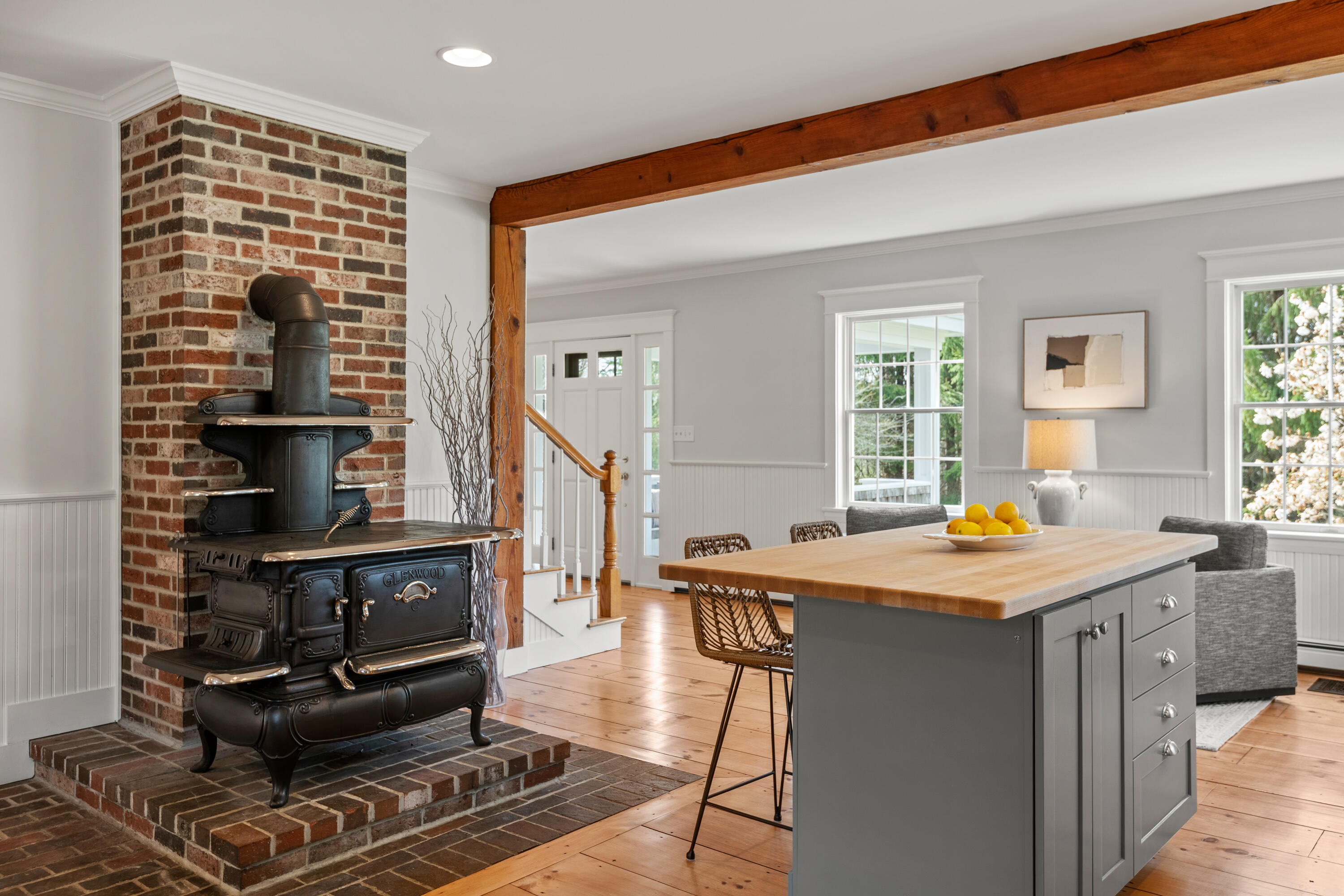 154 S Freeport Road