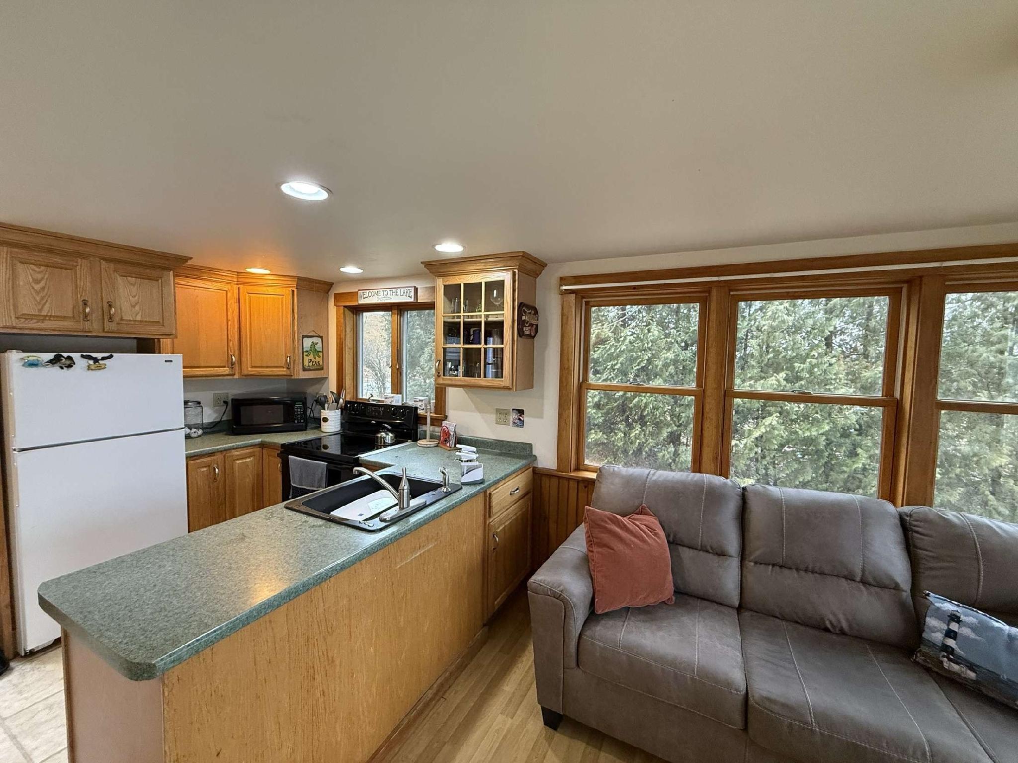 102 Hills Point