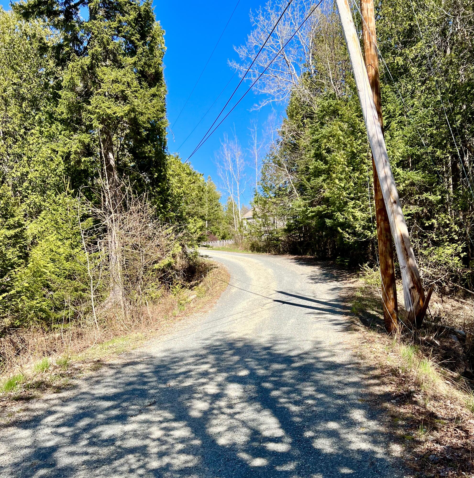 15 Miles Road