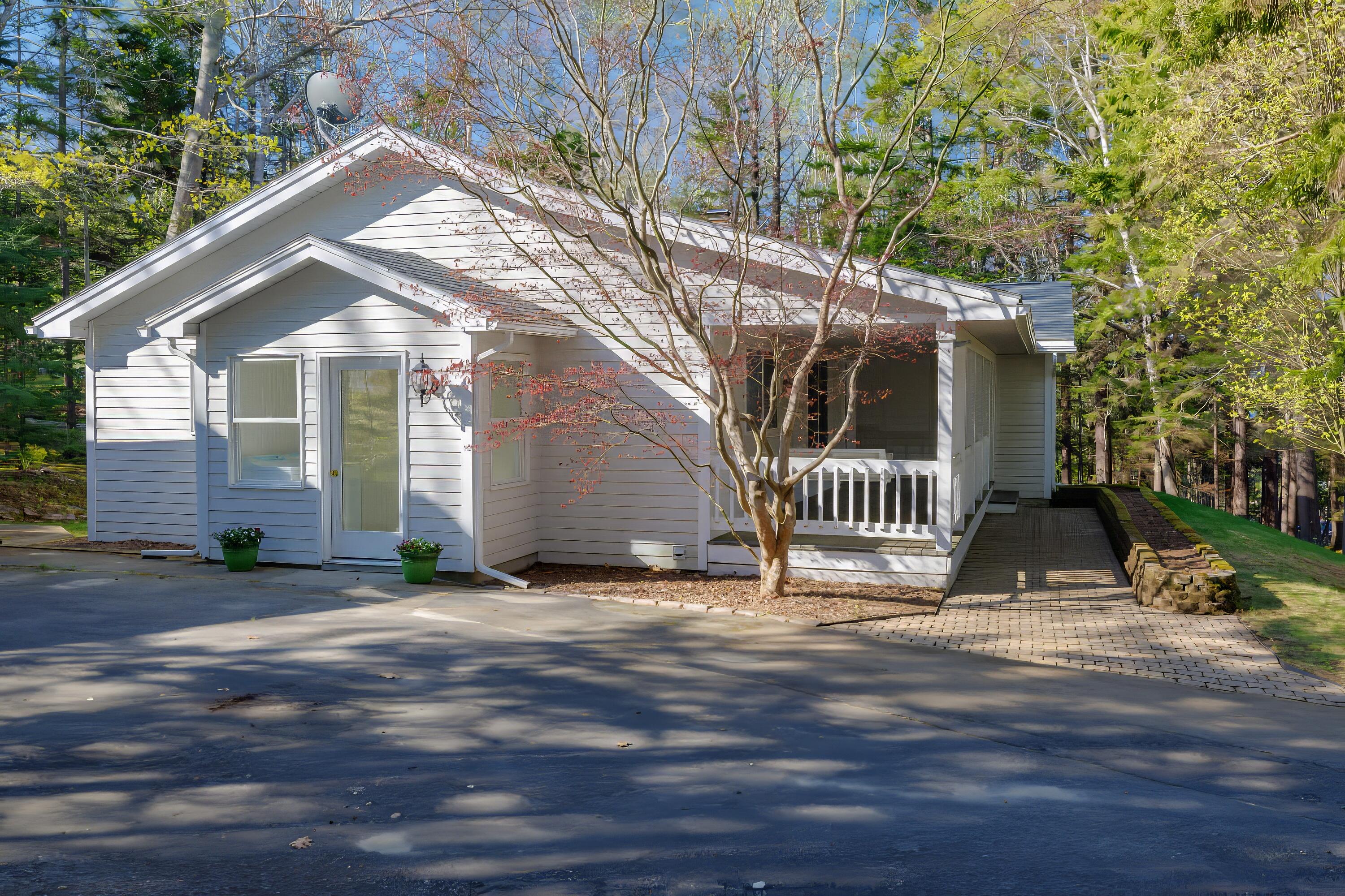 26 Tennis Club Road