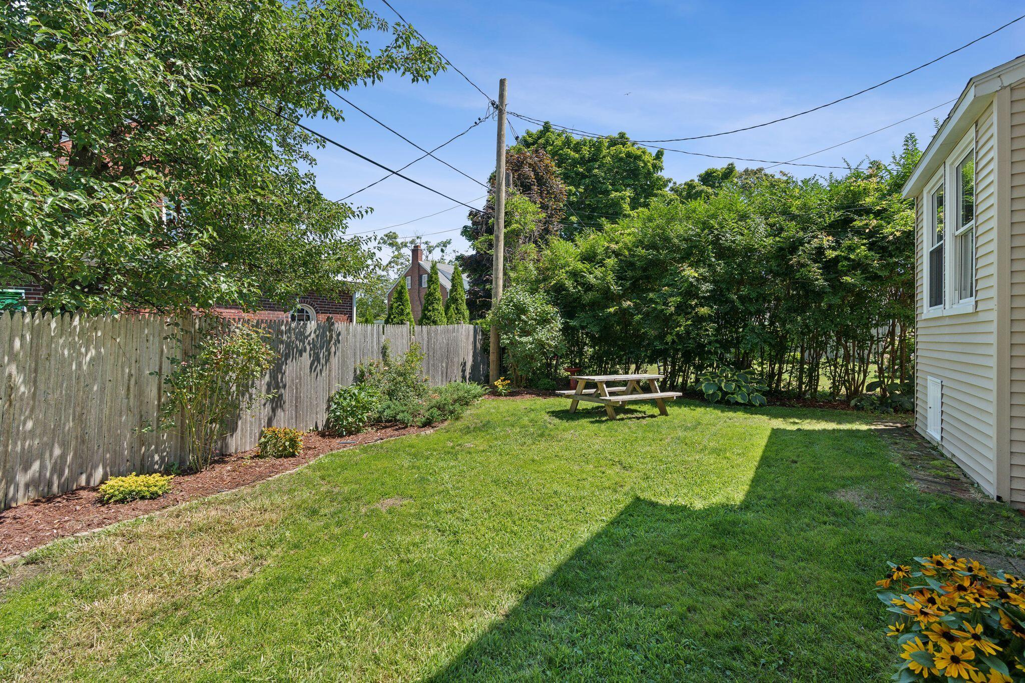 23-25 Deerfield Road