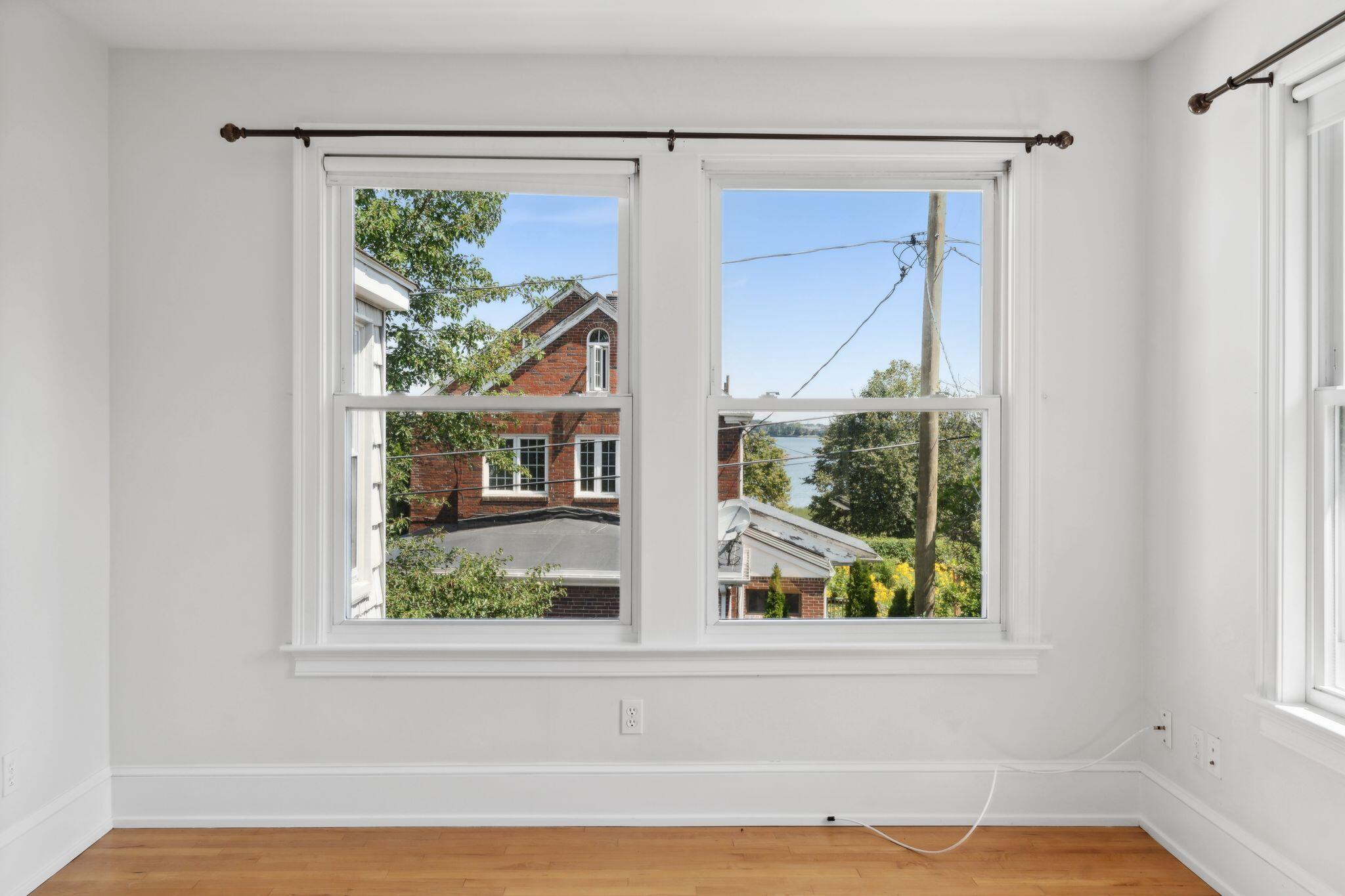23-25 Deerfield Road