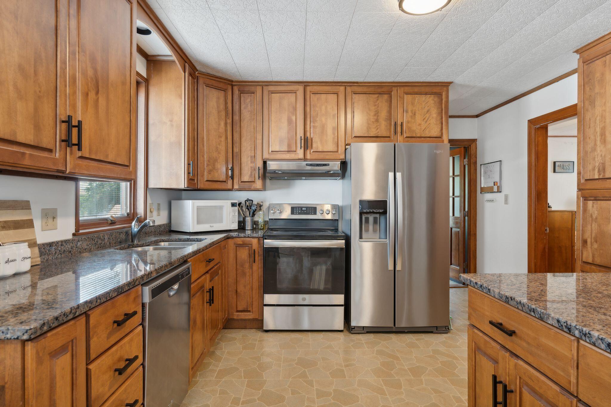 23-25 Deerfield Road