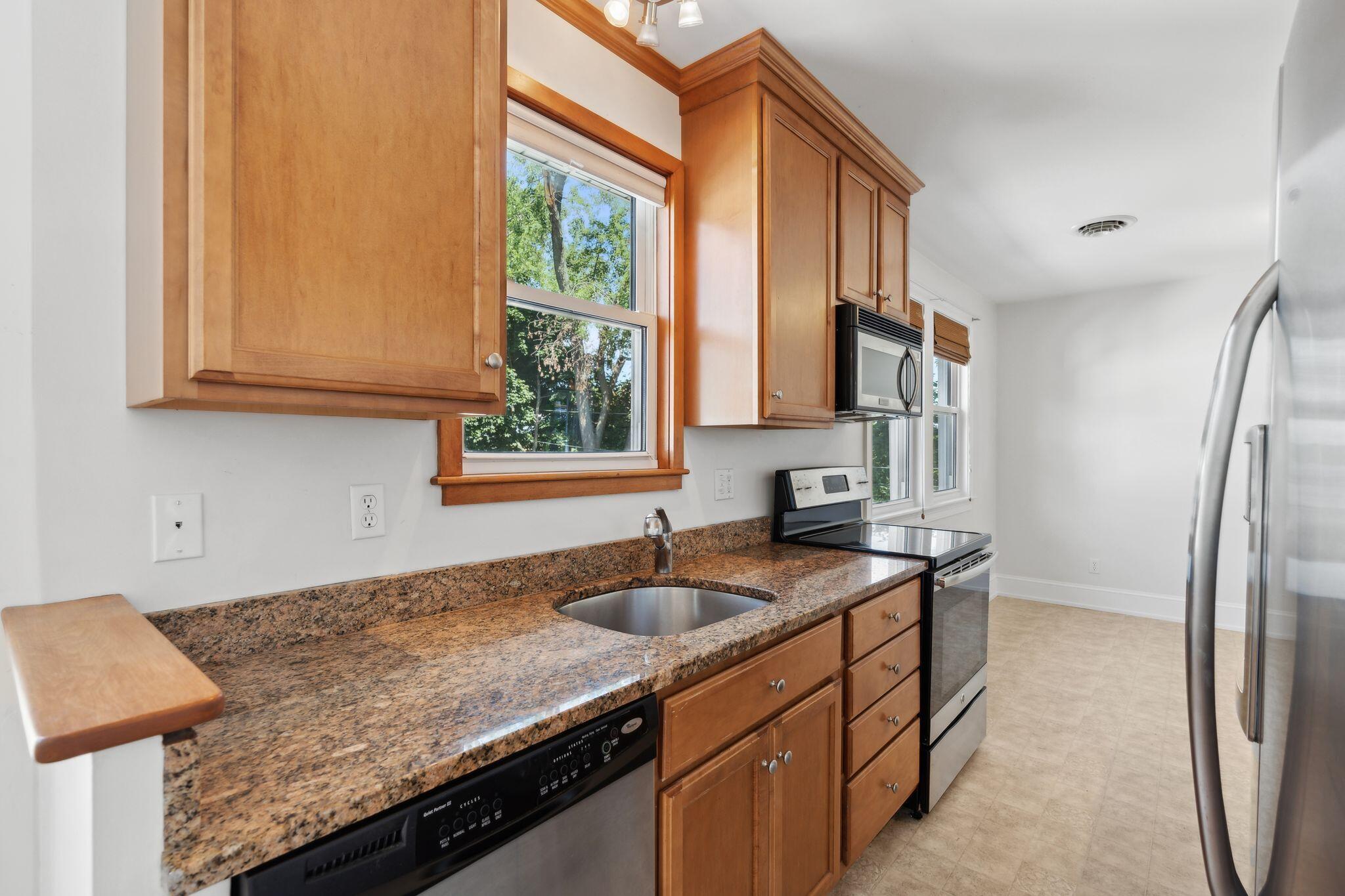 23-25 Deerfield Road