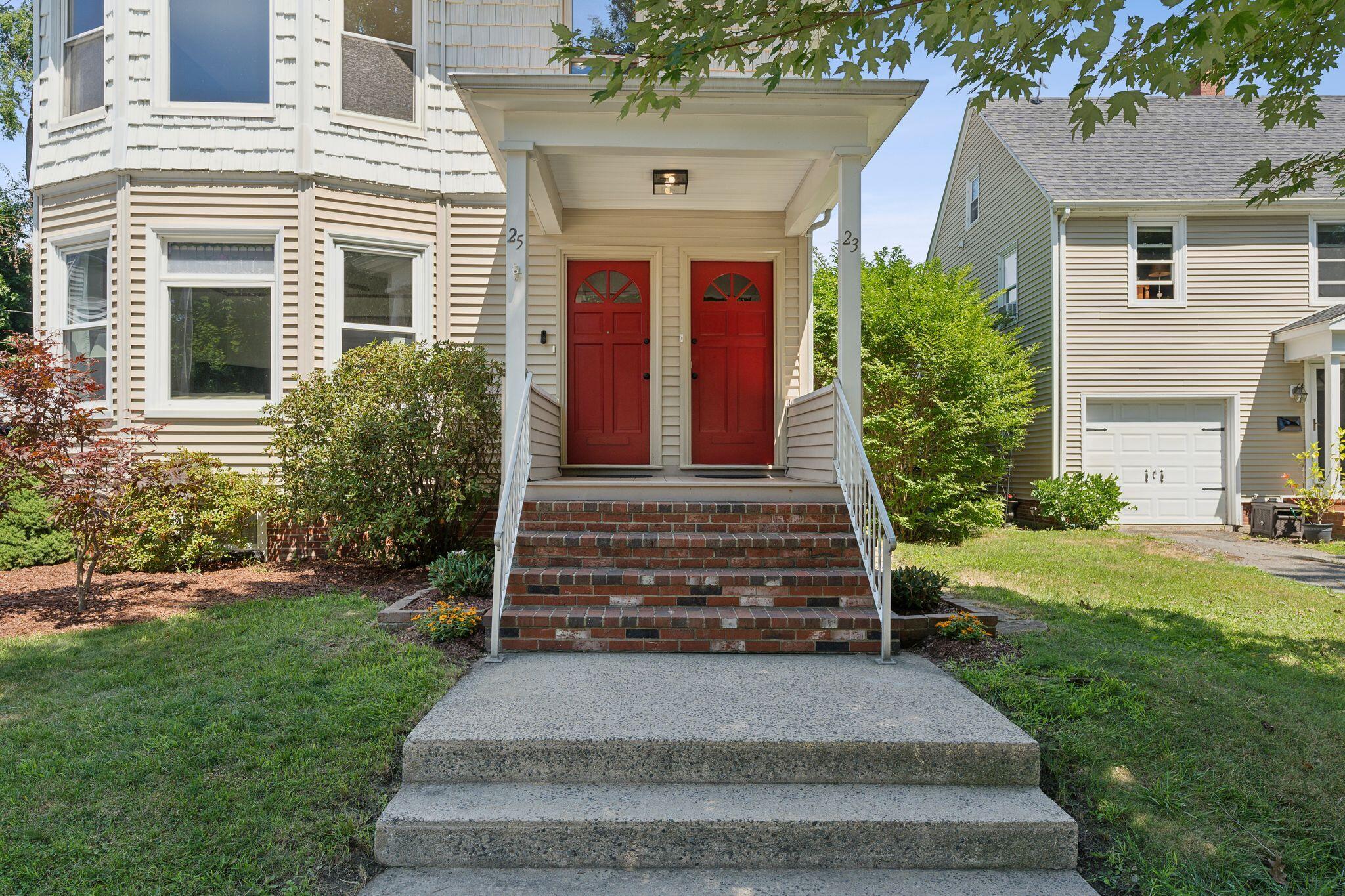 23-25 Deerfield Road