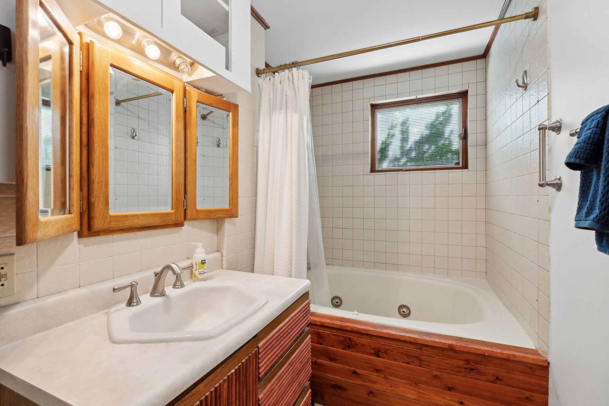 23-25 Deerfield Road
