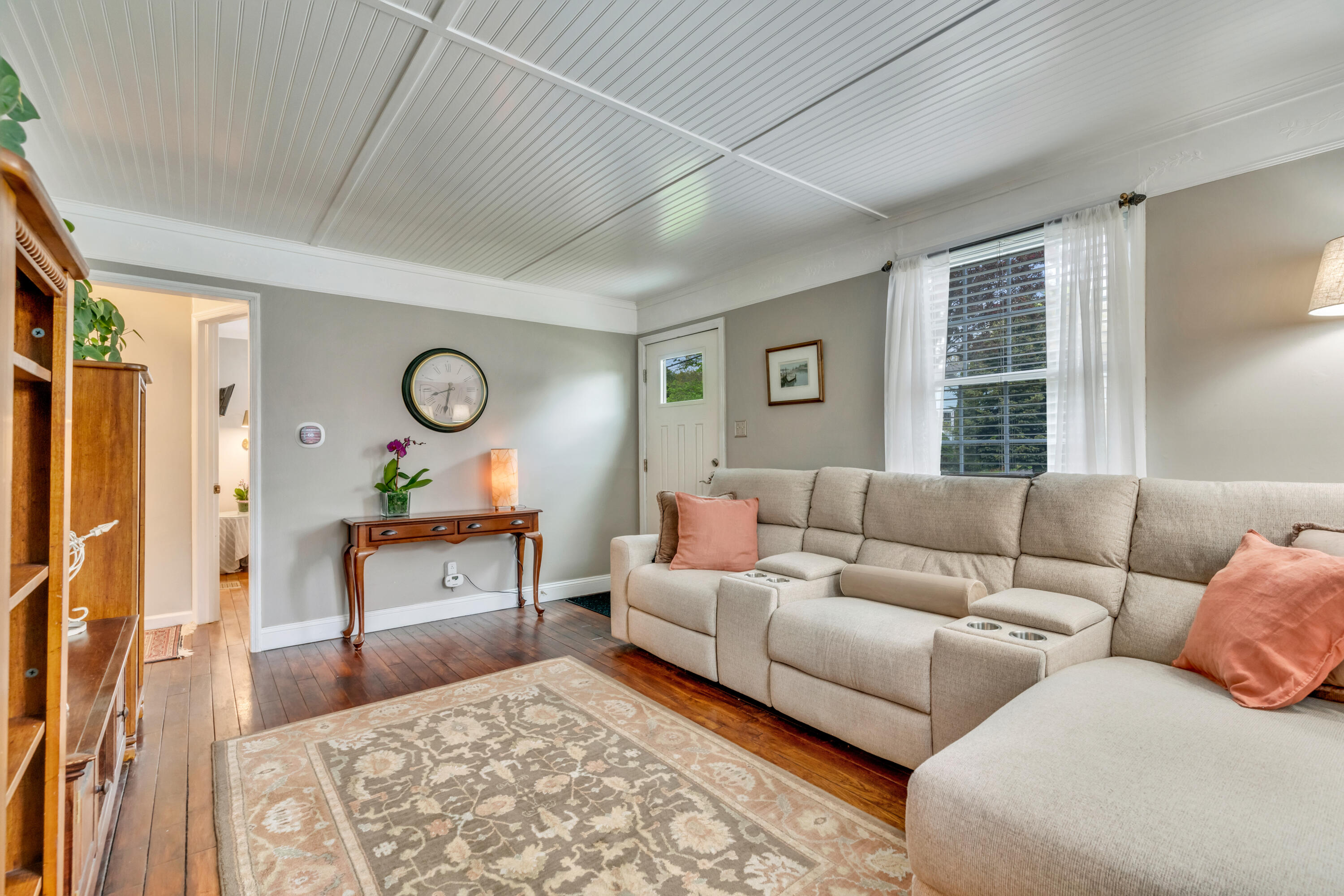 49 Longfellow Drive