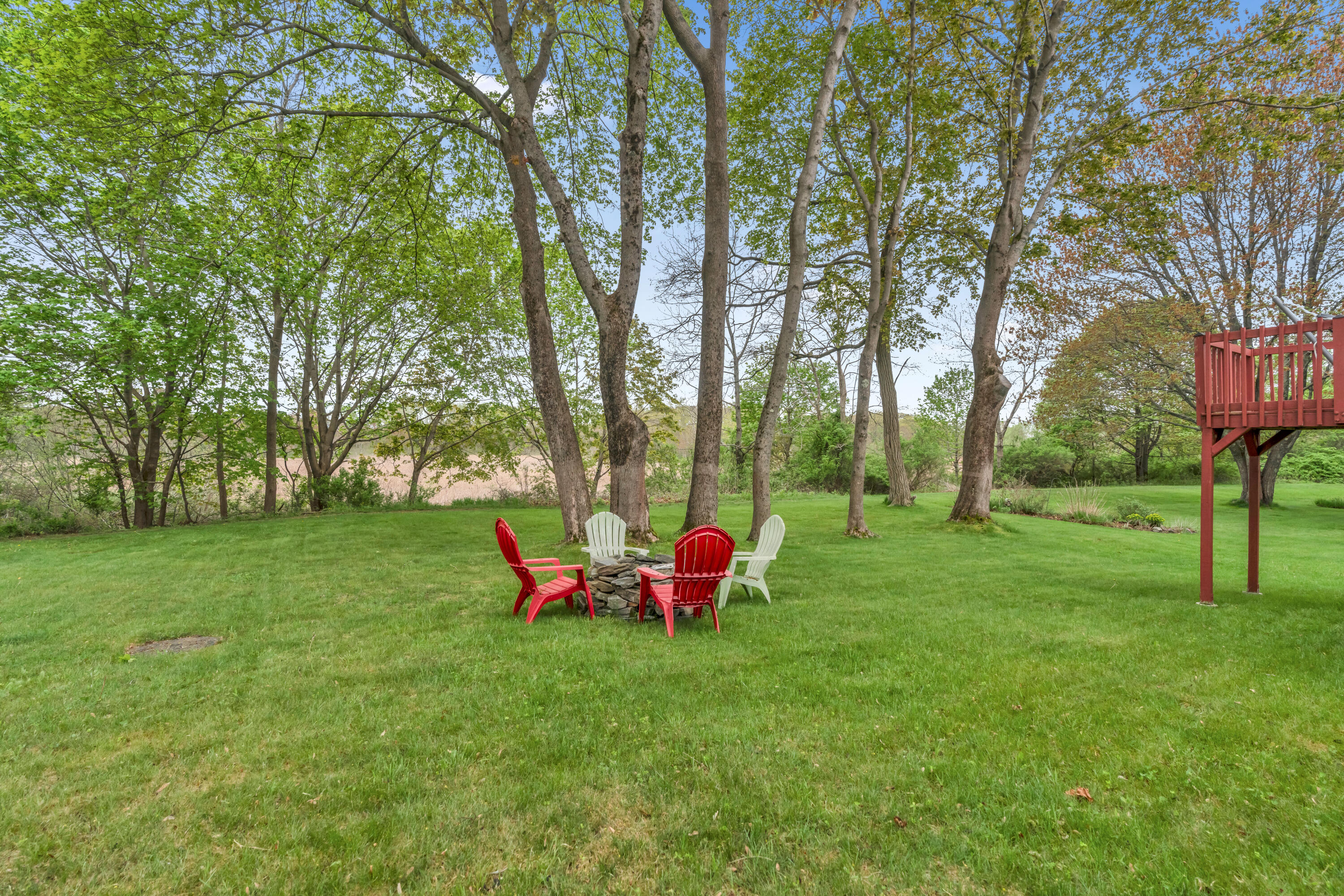 49 Longfellow Drive