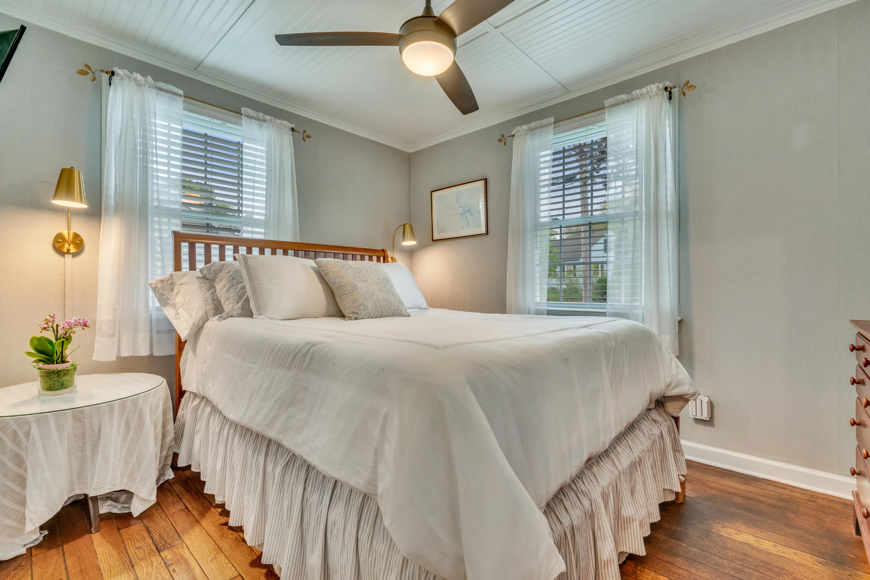 49 Longfellow Drive
