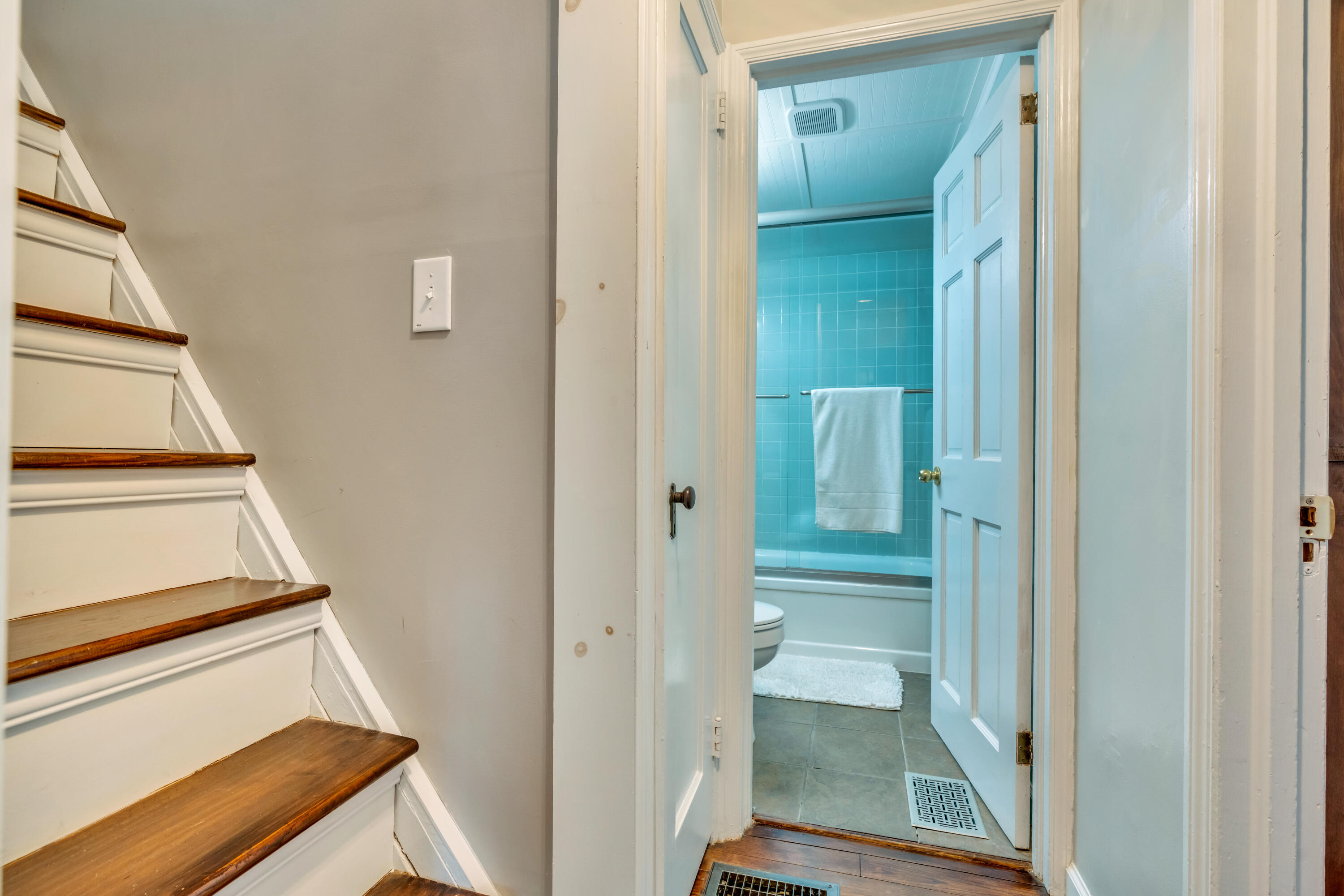 49 Longfellow Drive