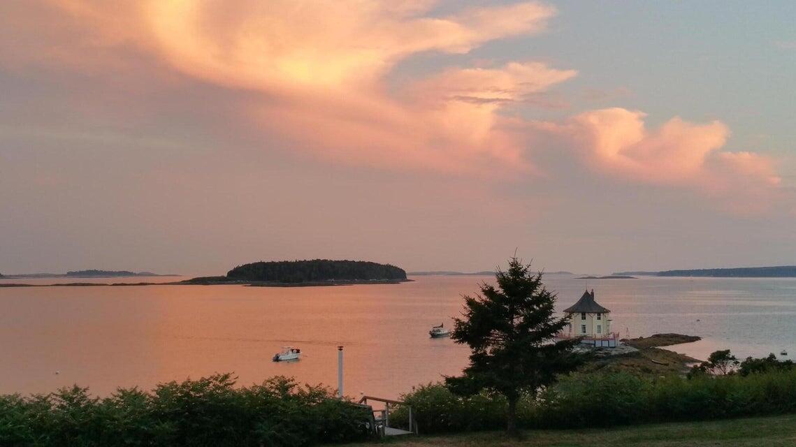 13 & 13A Bustins Island