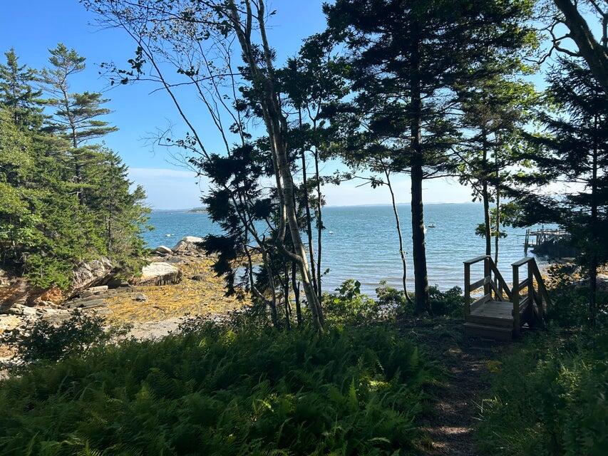 13 & 13A Bustins Island