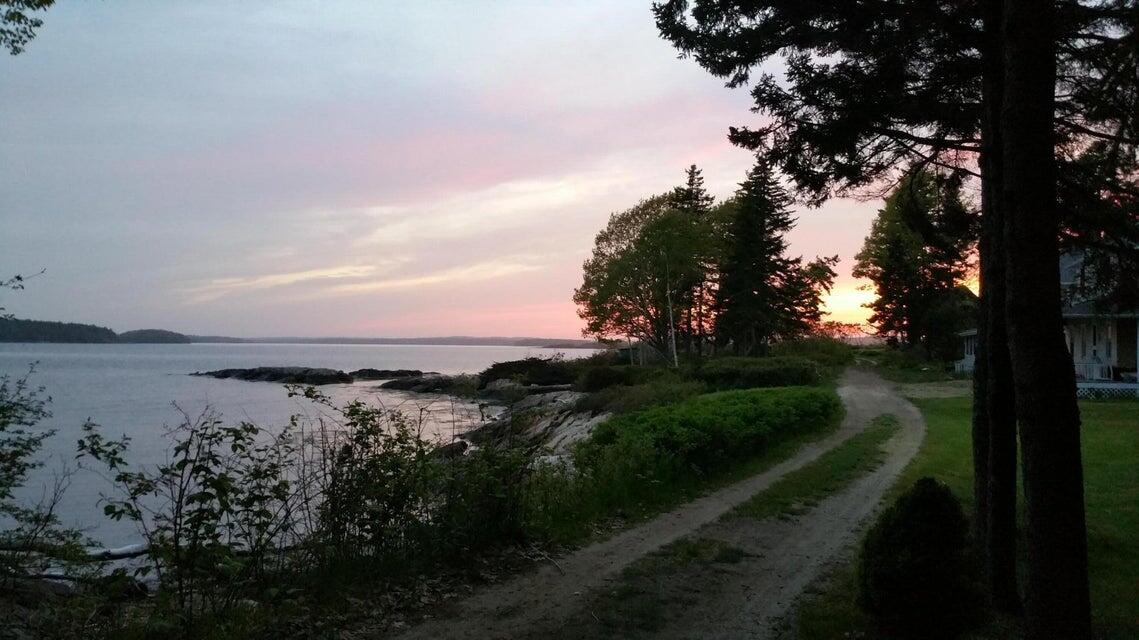 13 & 13A Bustins Island