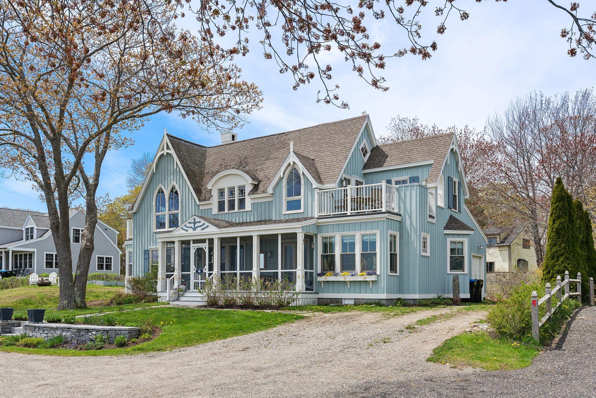 5 Brooks Street