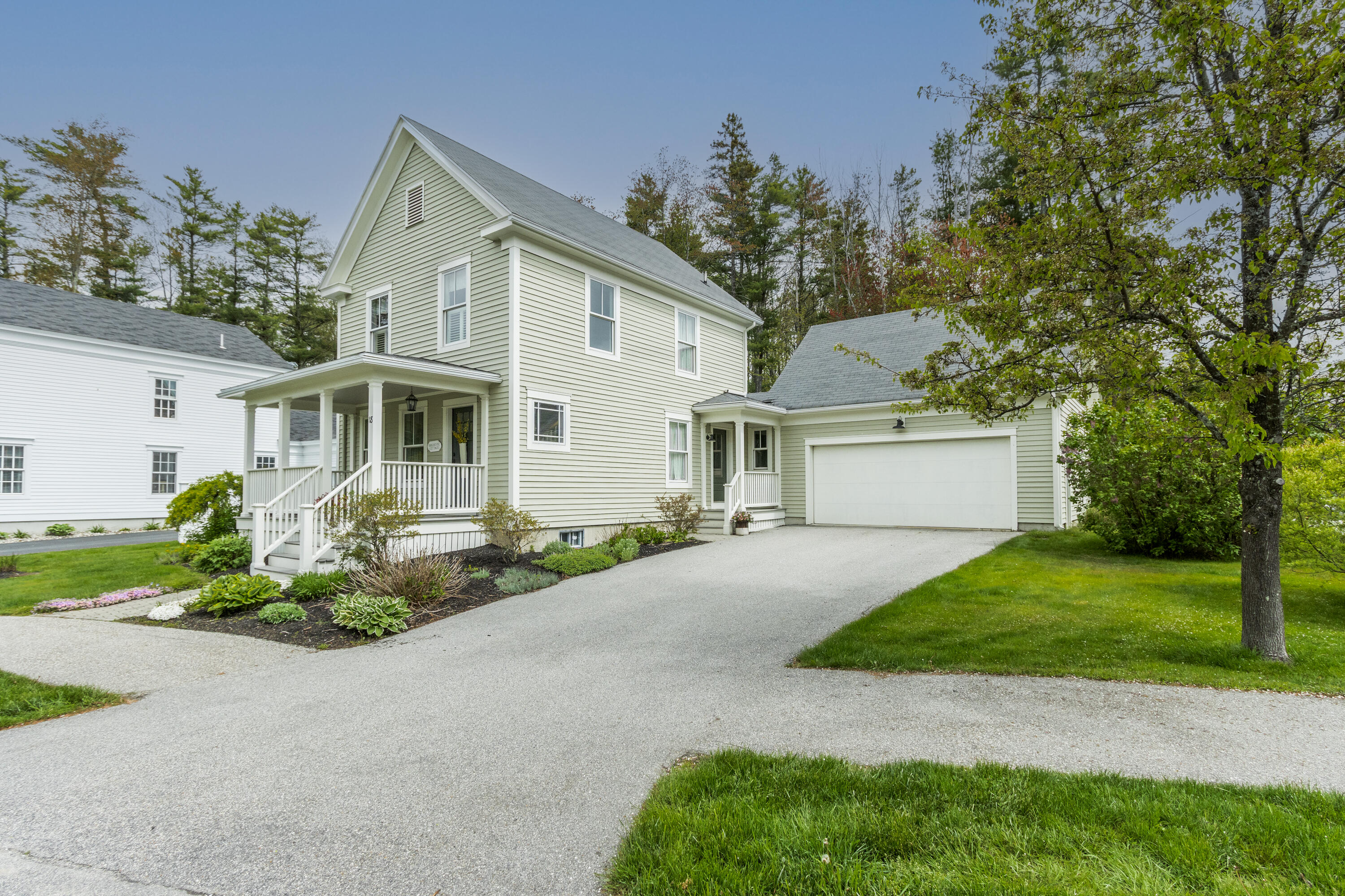 18 Ballantyne Drive