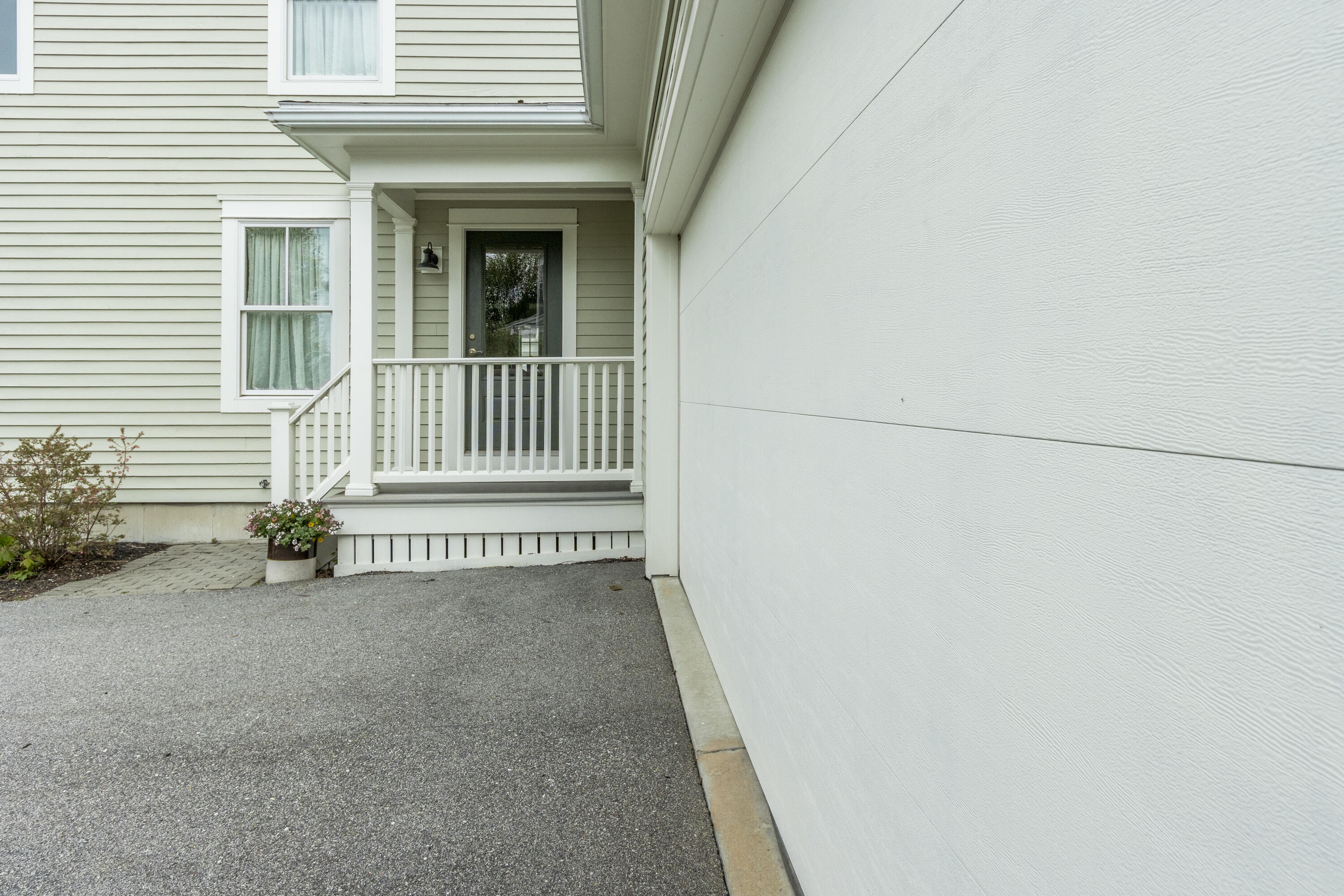 18 Ballantyne Drive